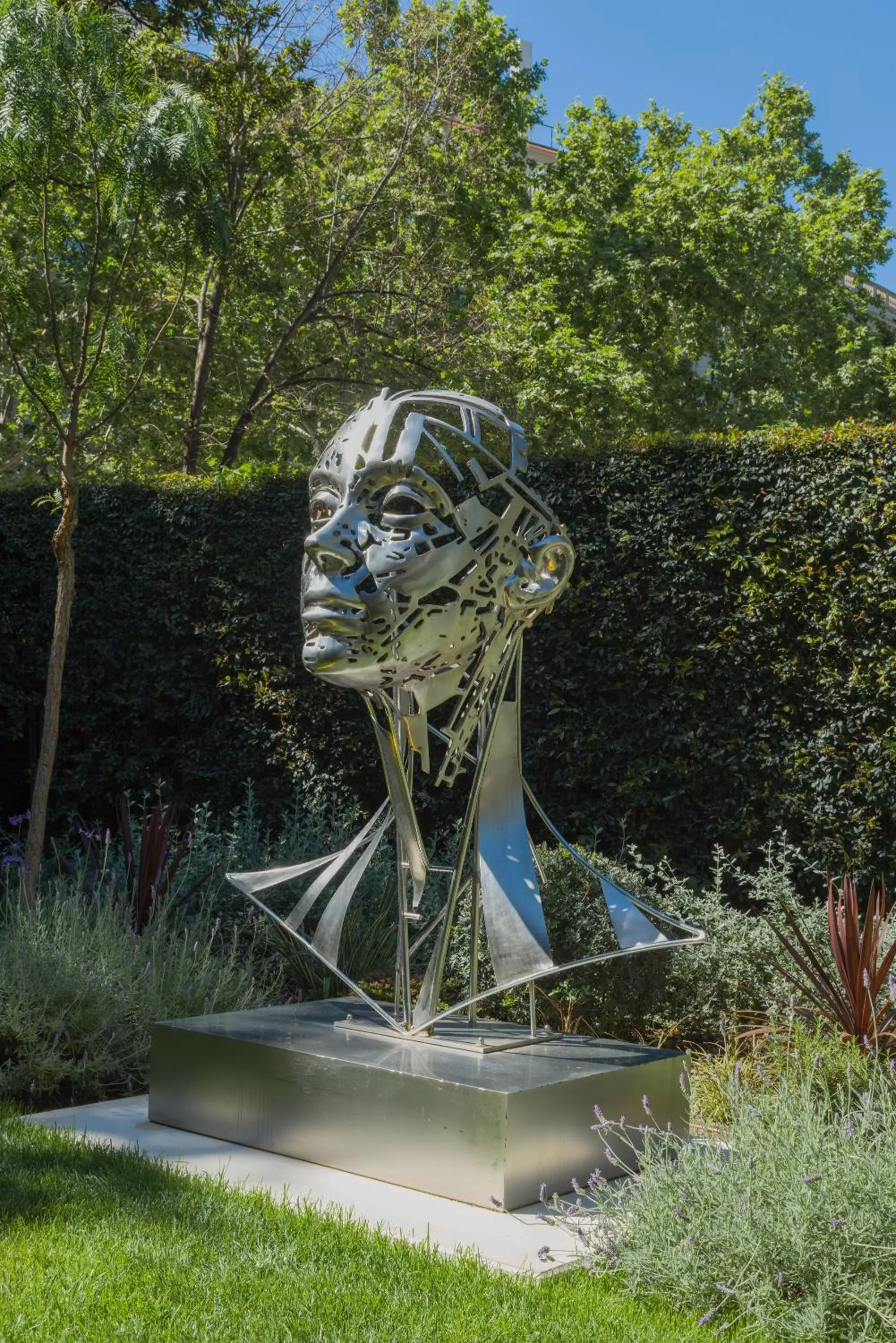 Garden in ABaC H&R Barcelona Monument