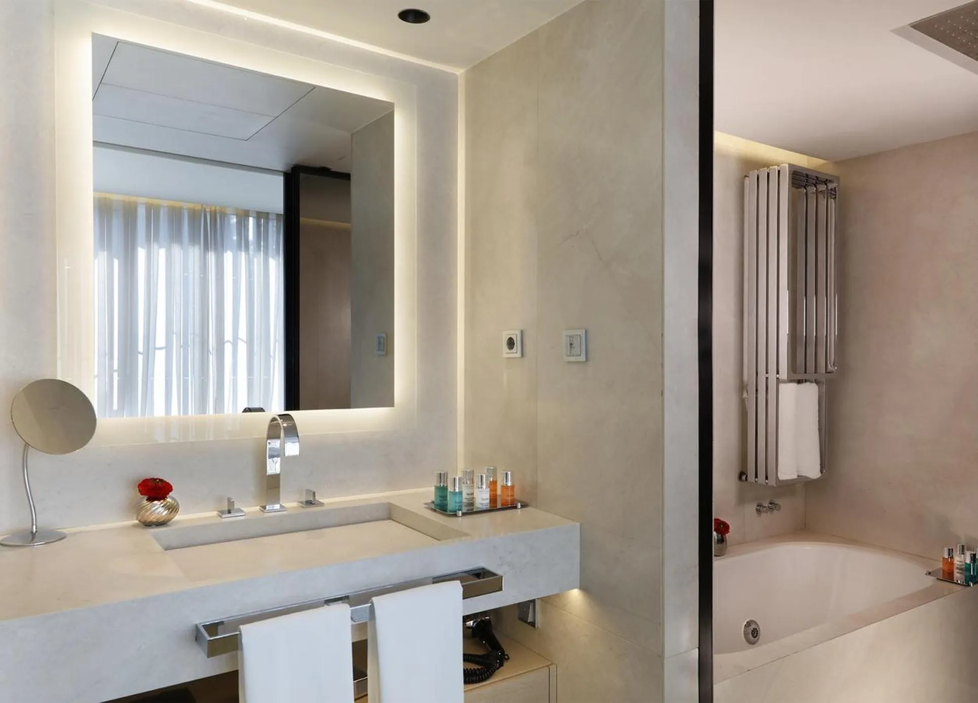 Bathroom in ABaC H&R Barcelona Monument