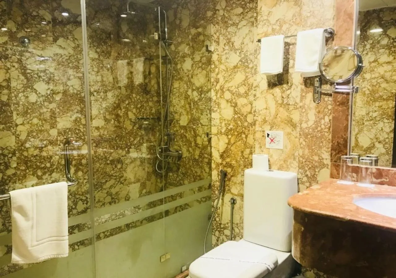 Bathroom in Asherij Hotel