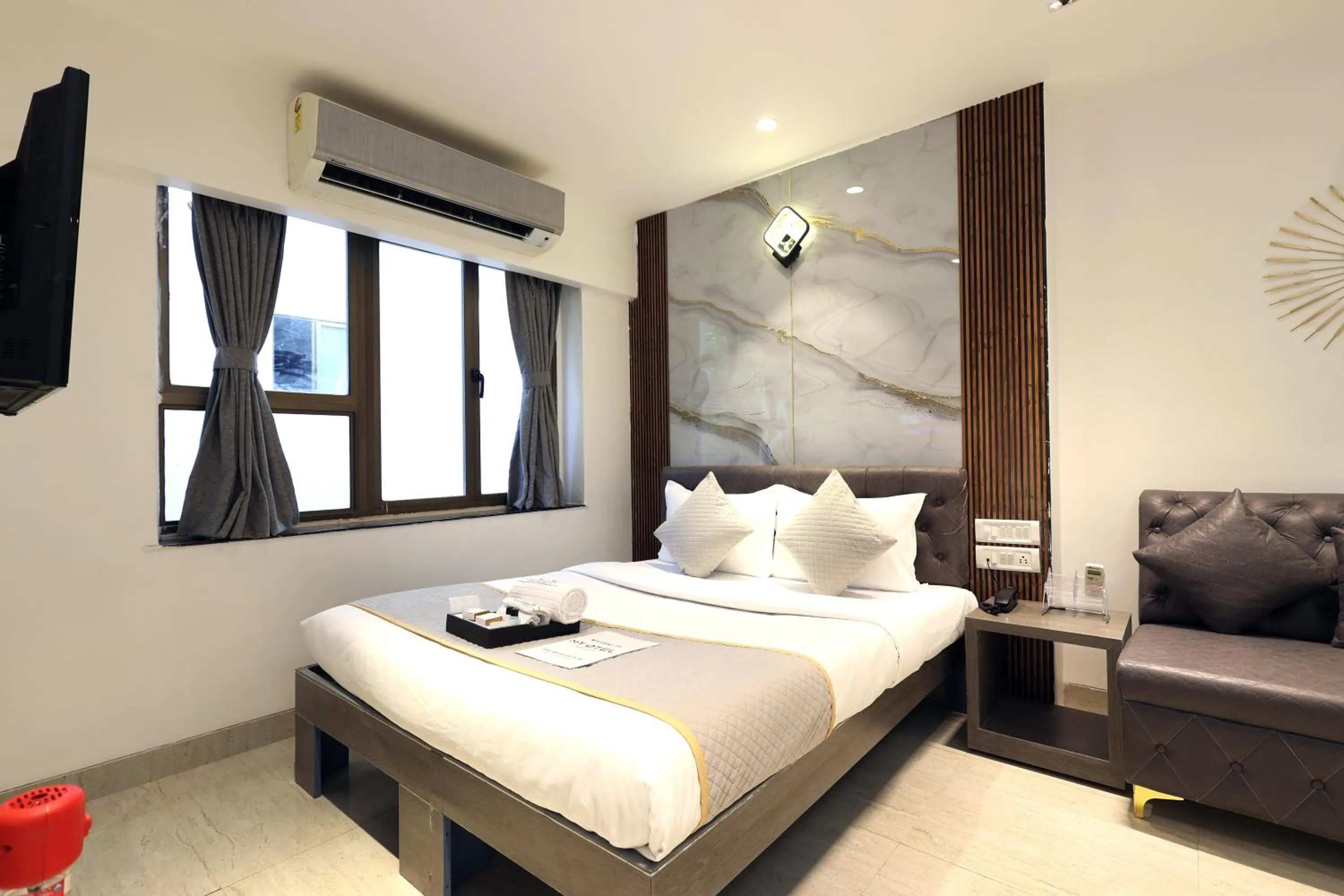 Bedroom, Bed in MyOtel - Santacruz