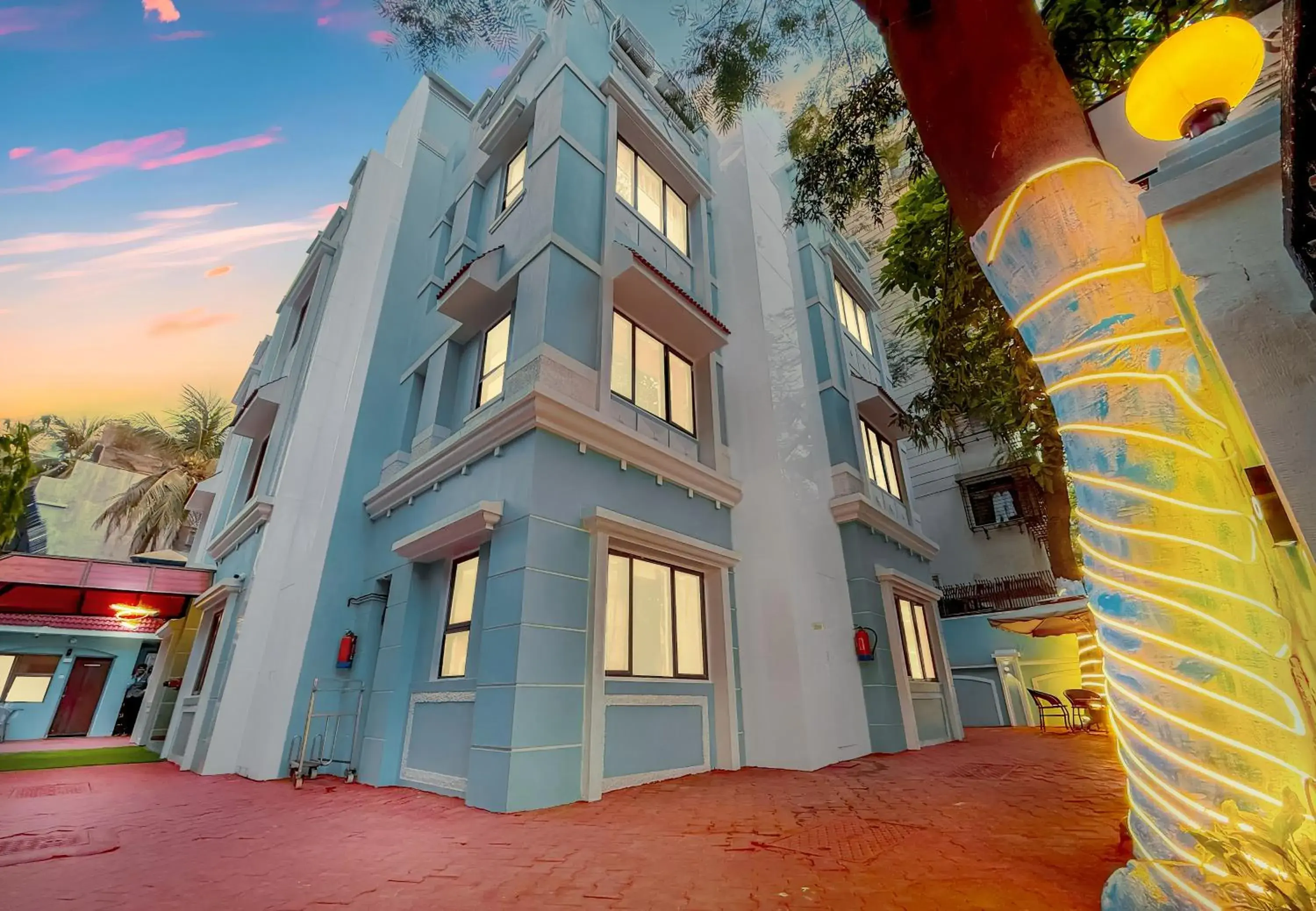 Facade/entrance in MyOtel - Santacruz Facade/entrance in MyOtel - Santacruz