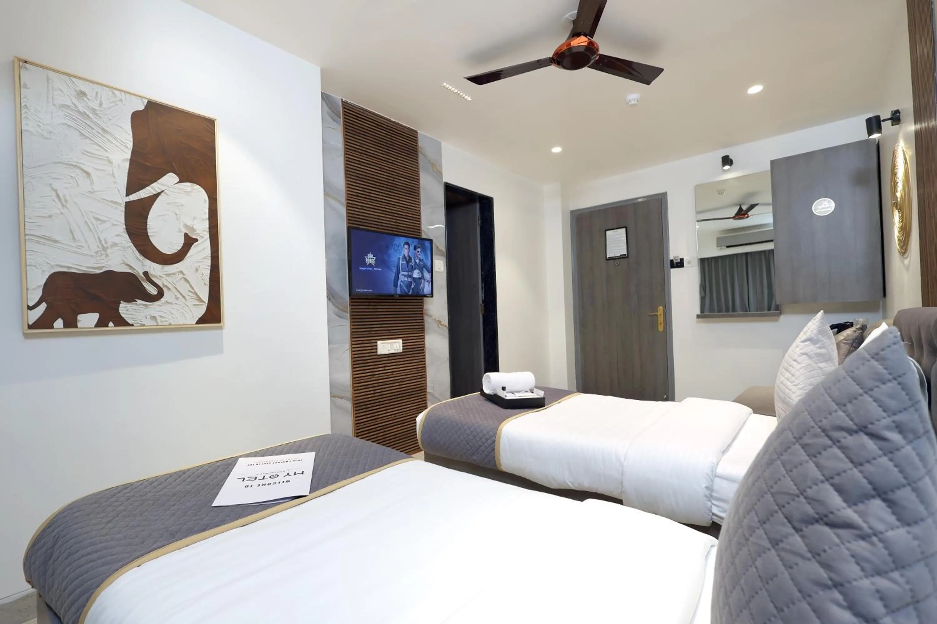 Bedroom, Bed in MyOtel - Santacruz