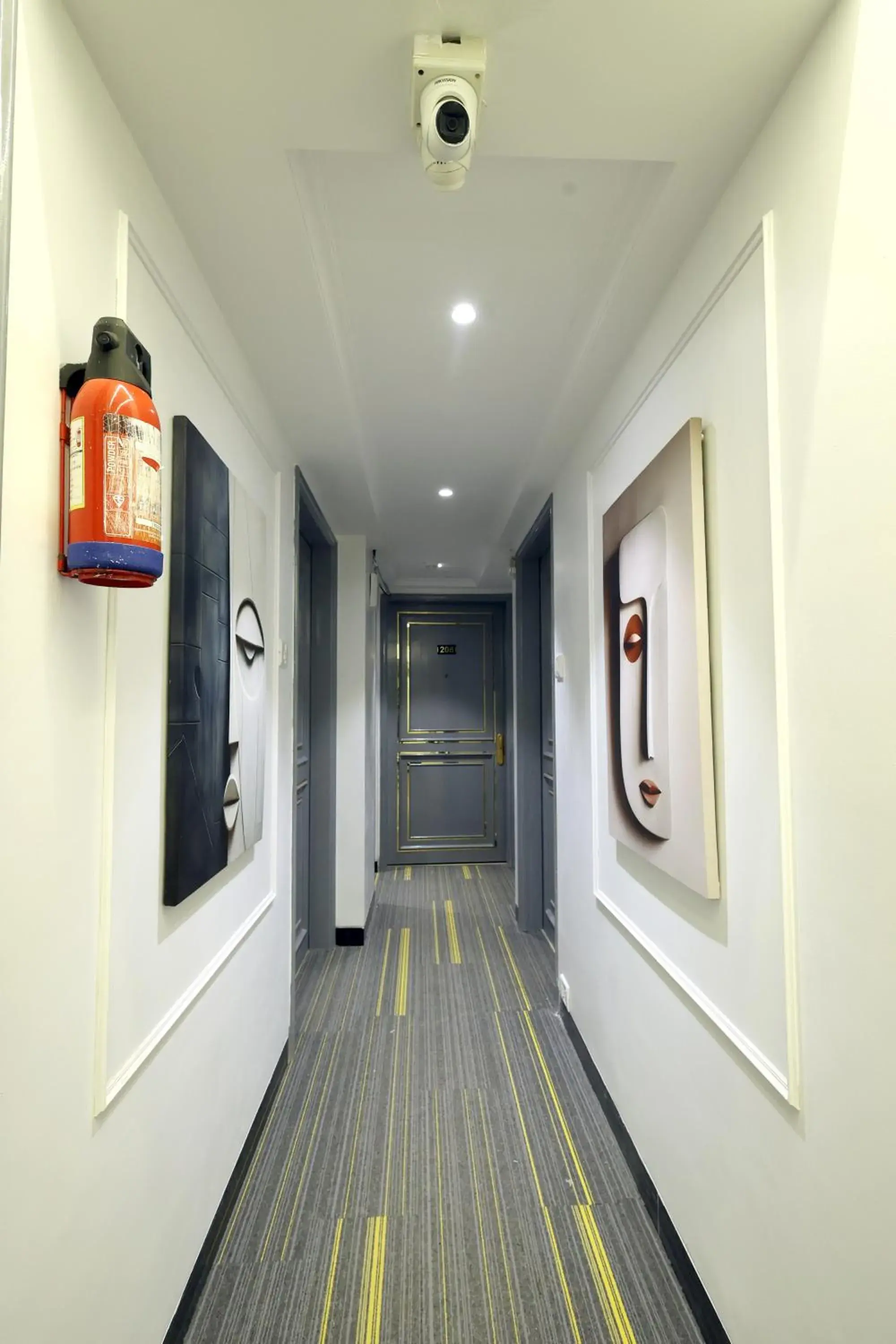 Lobby or reception in MyOtel - Santacruz Lobby or reception in MyOtel - Santacruz