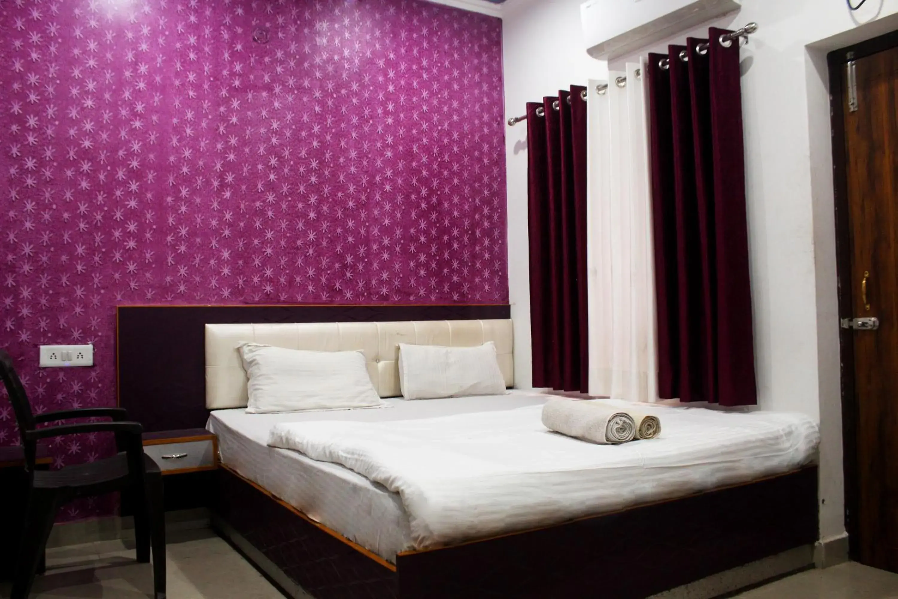 Bed in Laugh Tale Hostel Bed in Laugh Tale Hostel