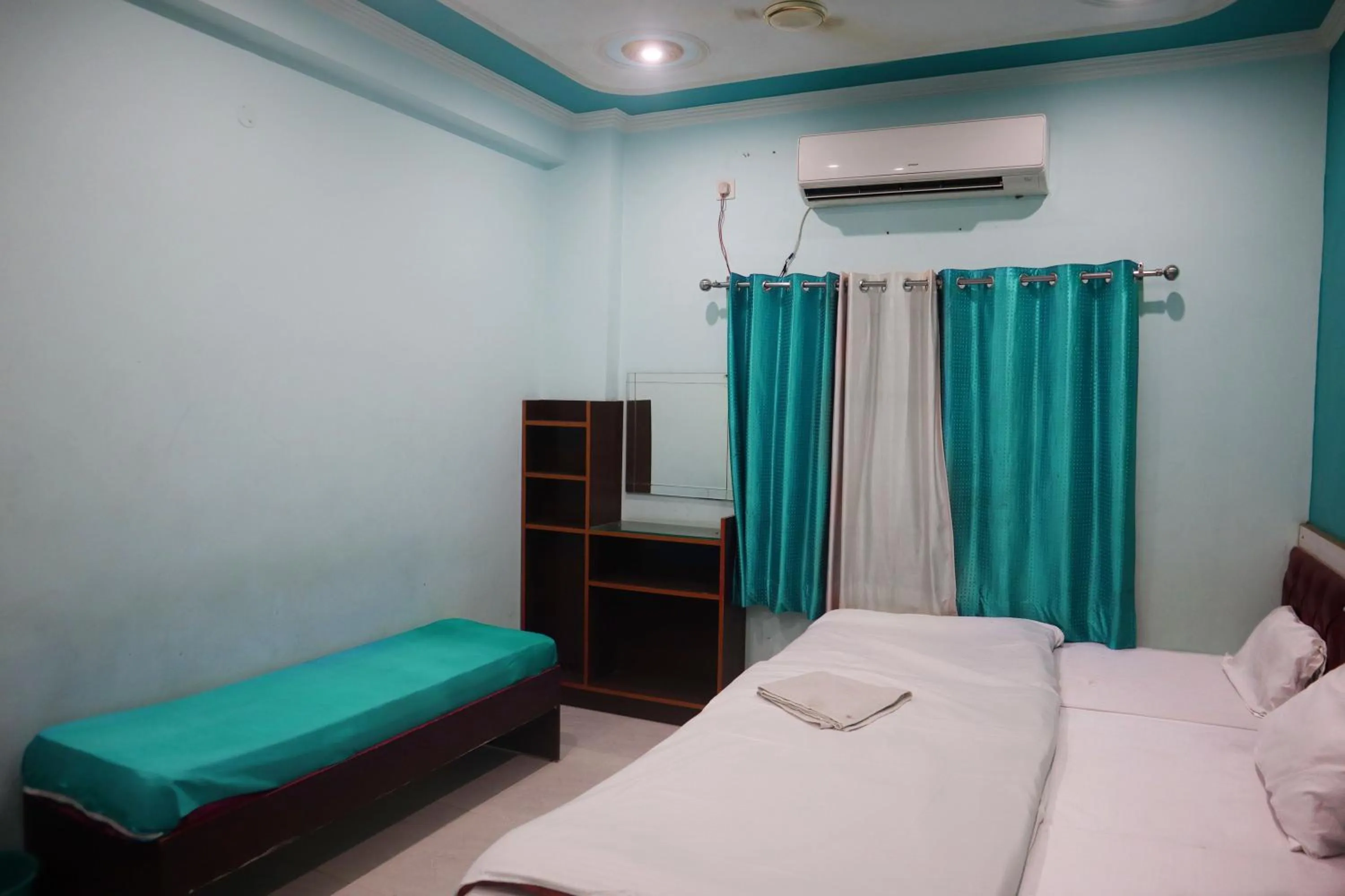 Bed in Laugh Tale Hostel