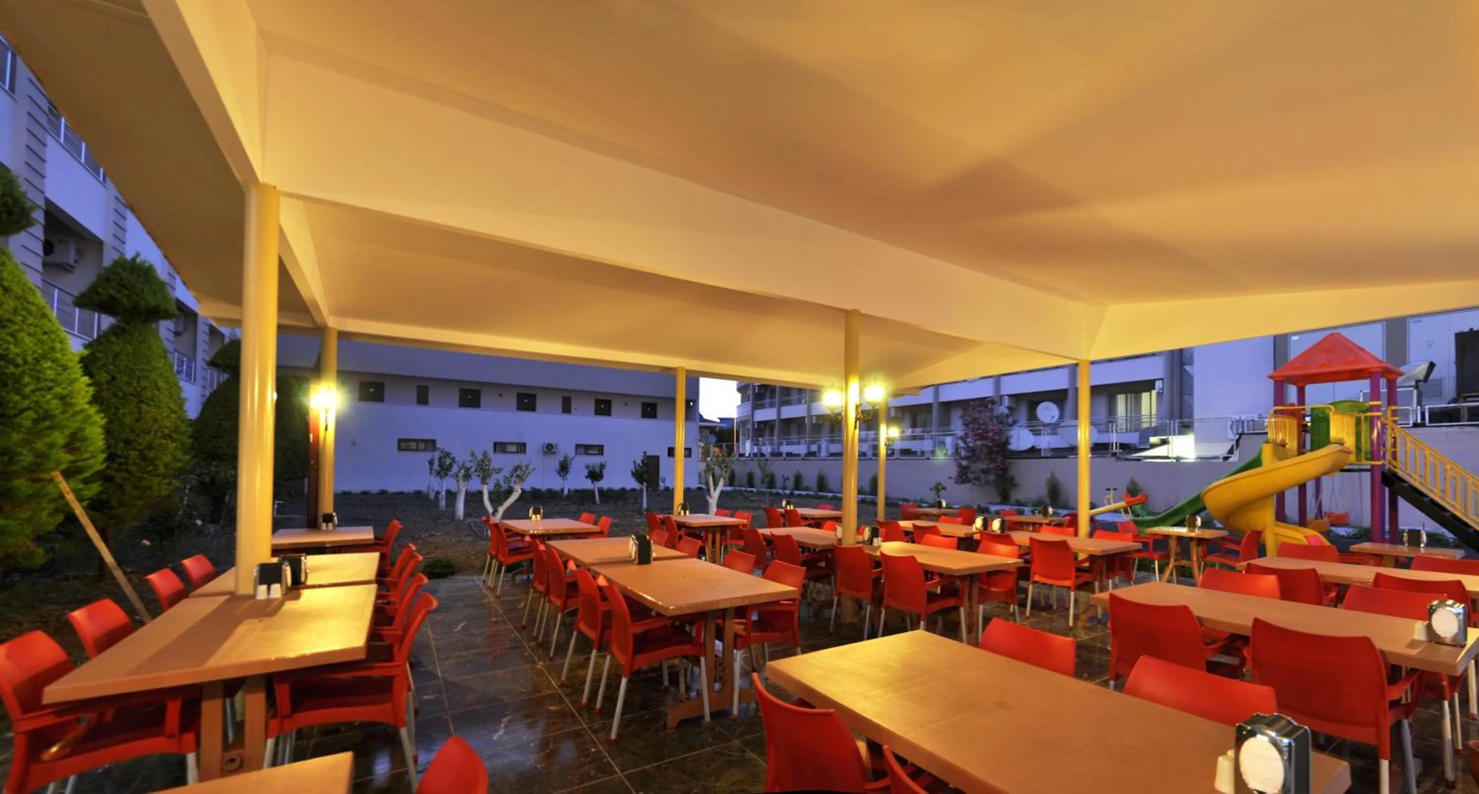 Property building in Erkal Resort Hotel