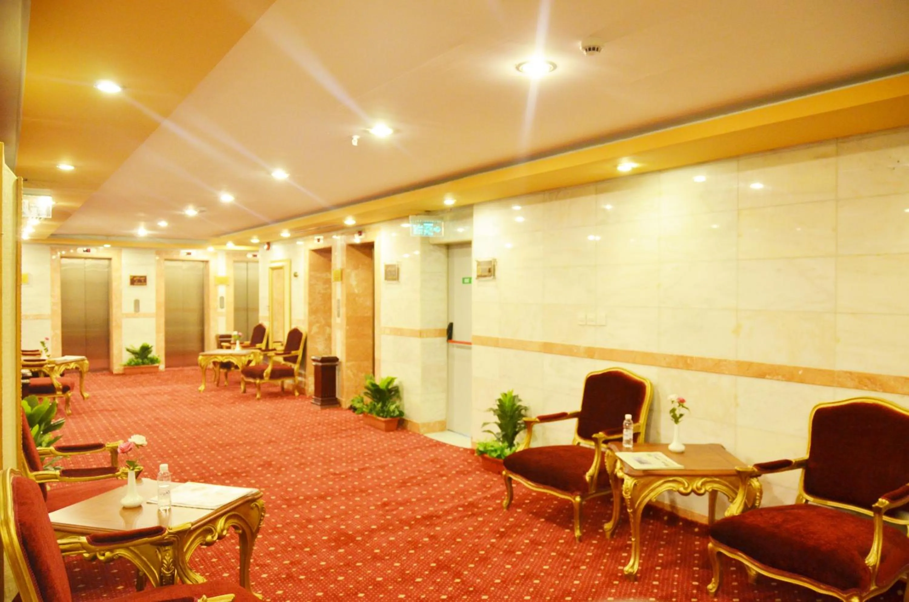 Lobby or reception in Borj Al Deafah Hotel