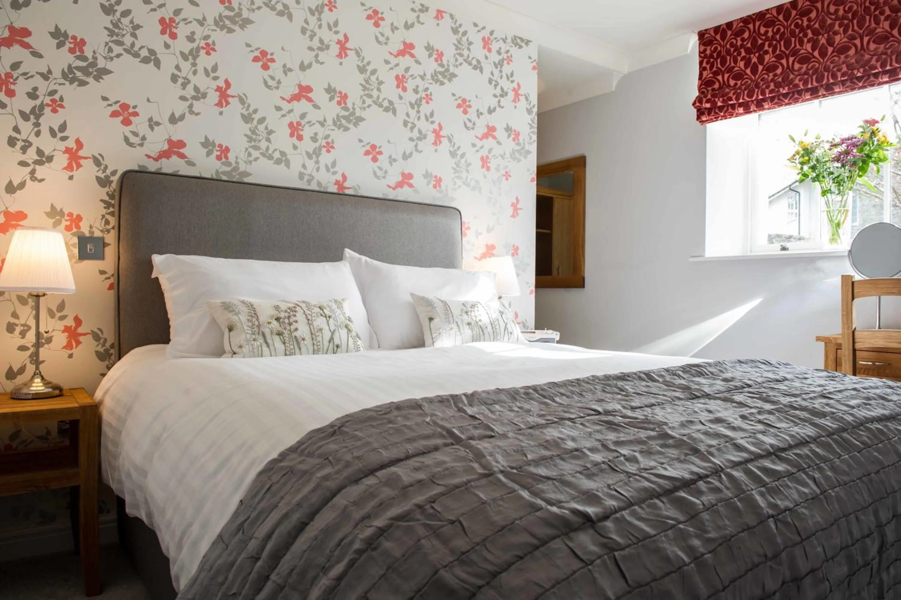 Bed in The Hare and Hounds, Levens