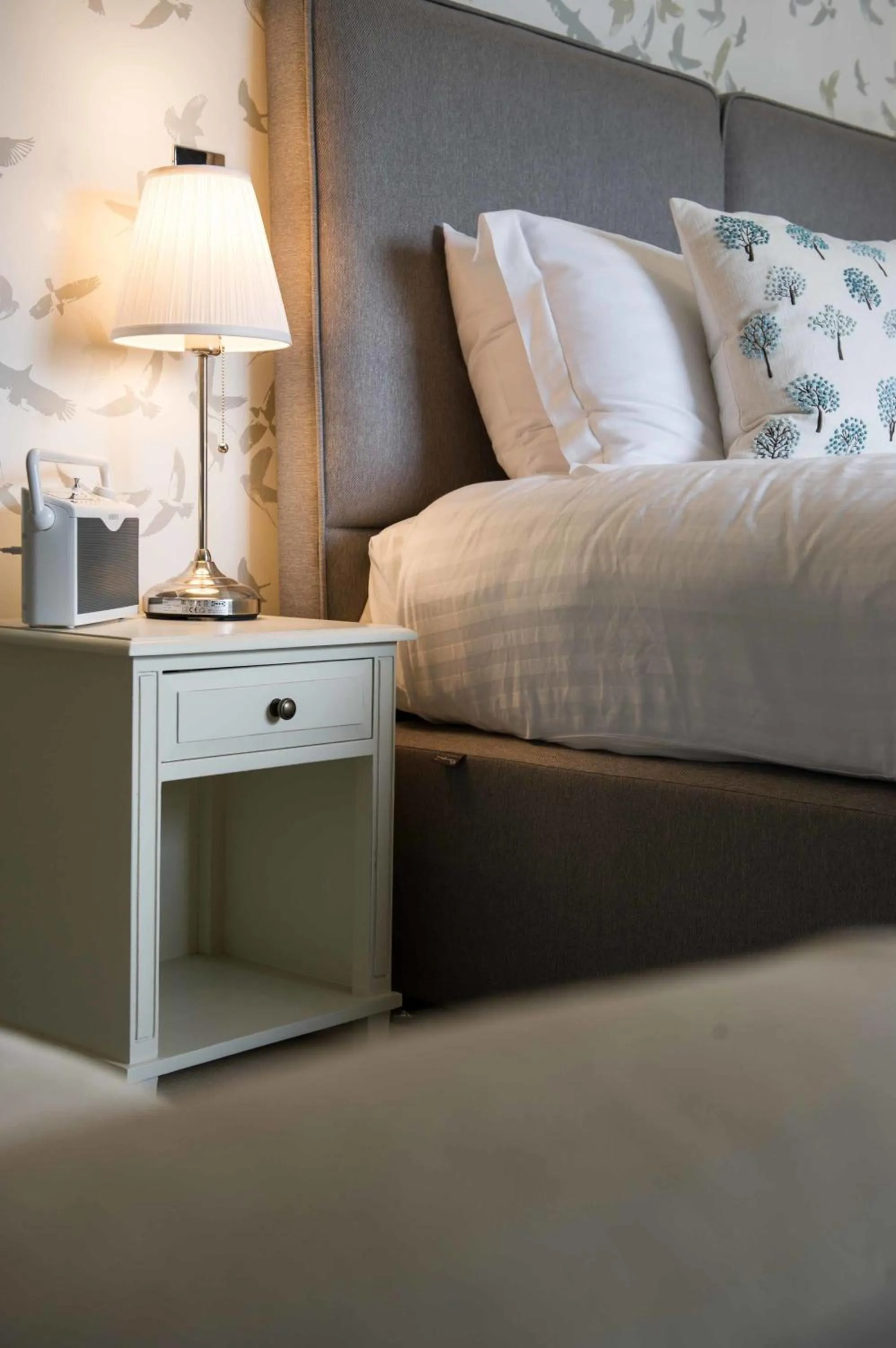 Bed in The Hare and Hounds, Levens