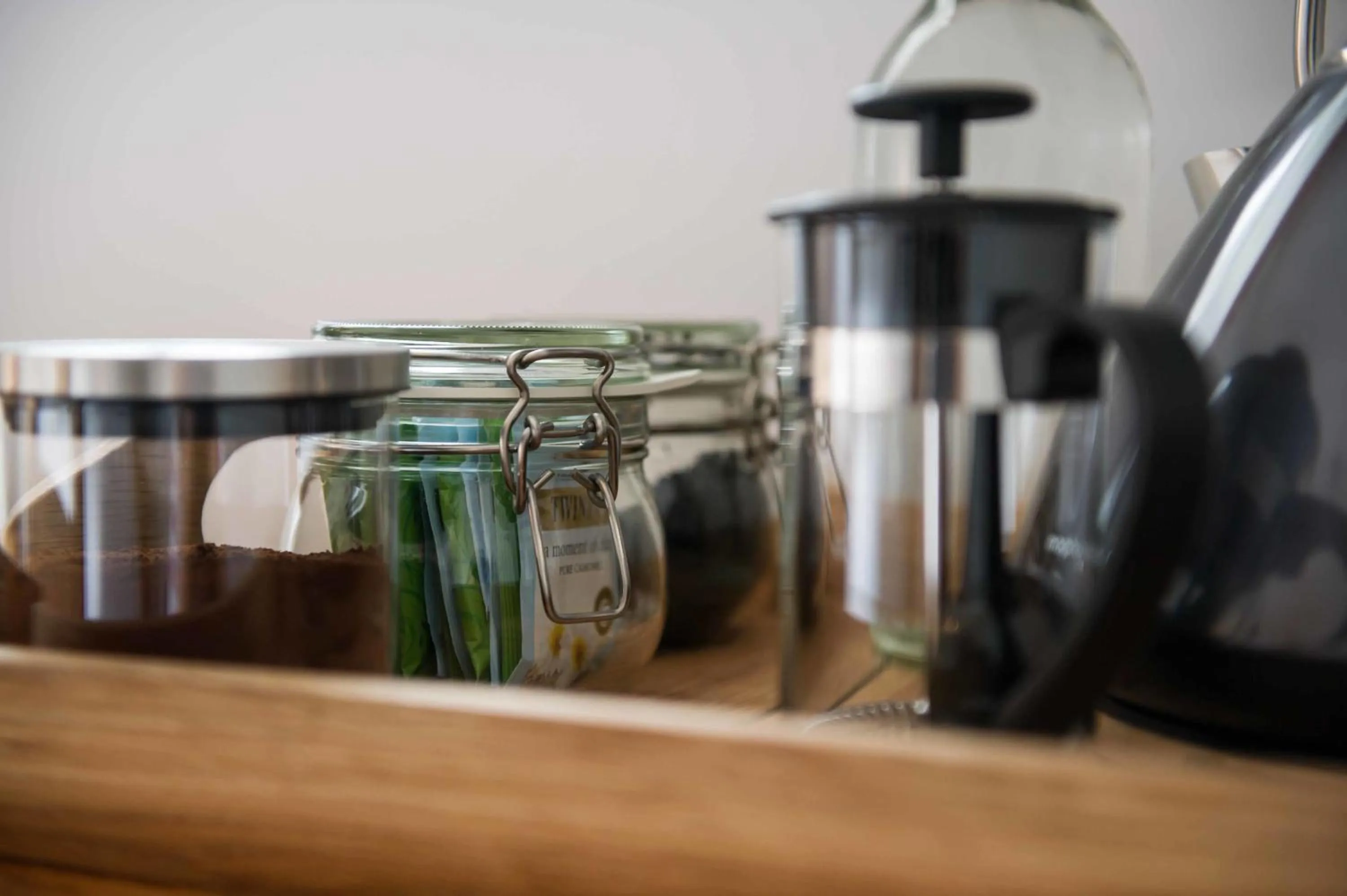 Coffee/tea facilities in The Hare and Hounds, Levens