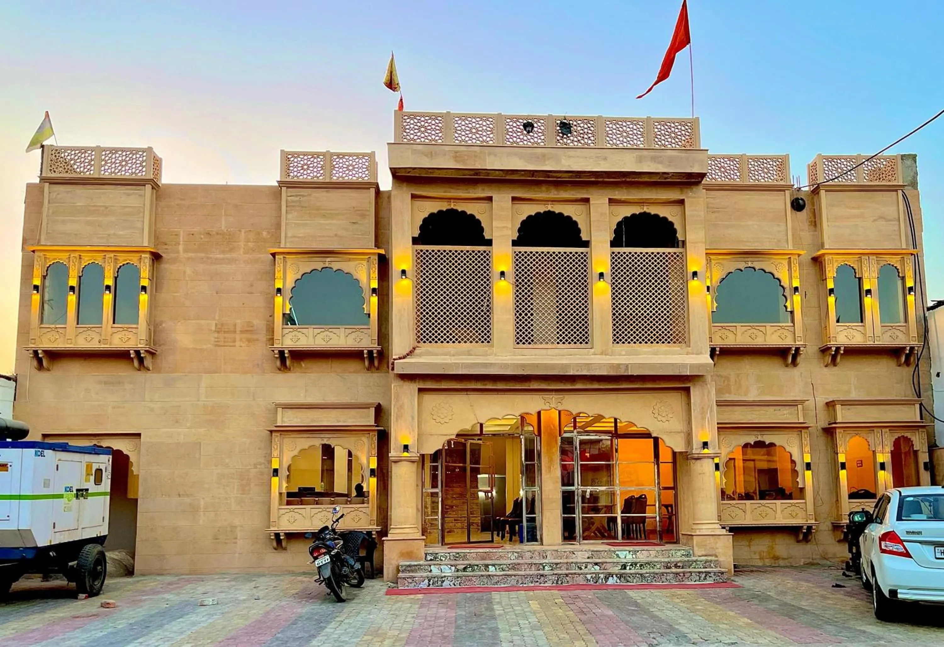Siyavar Palace