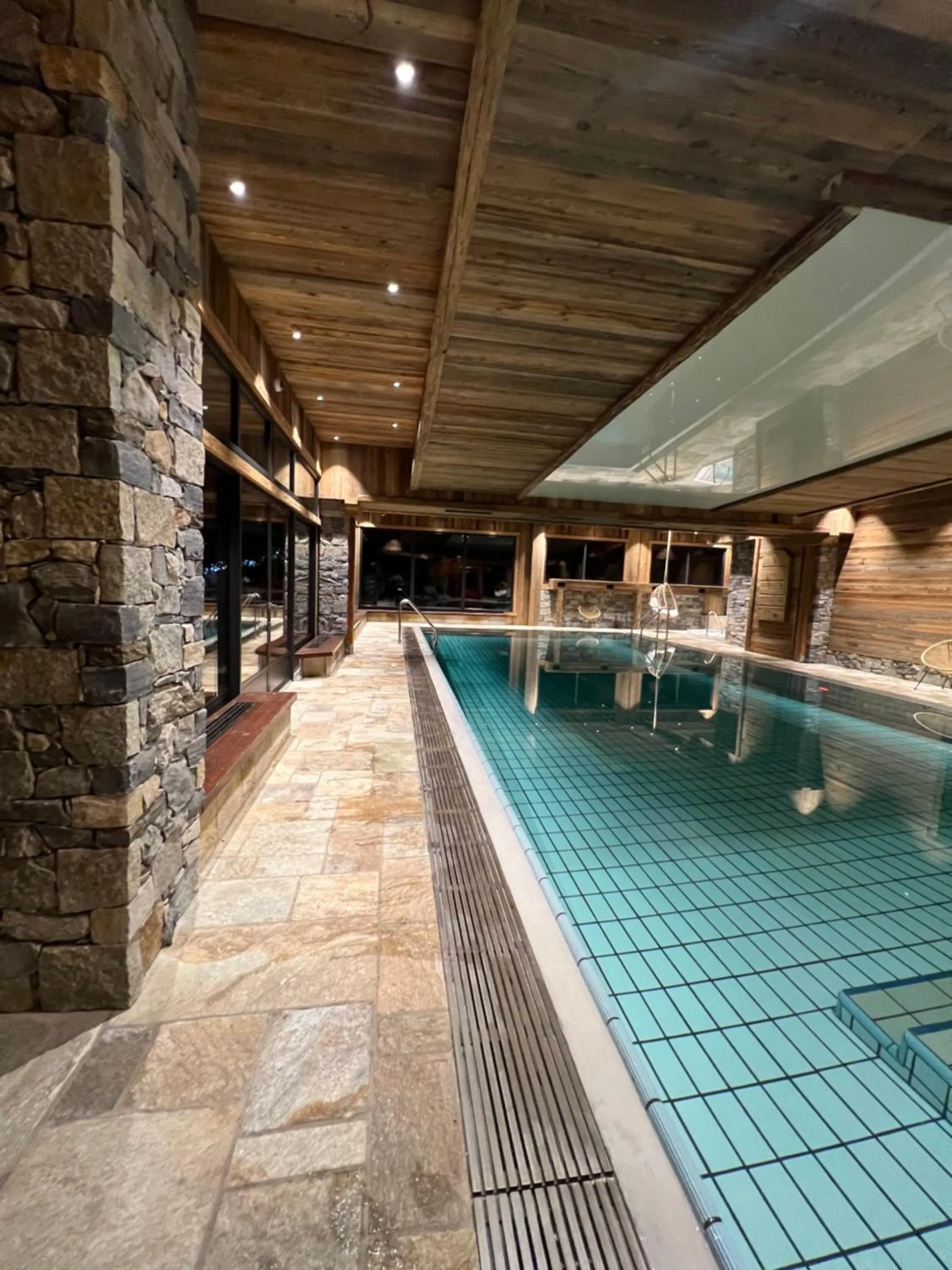 Swimming pool in Les Cornettes