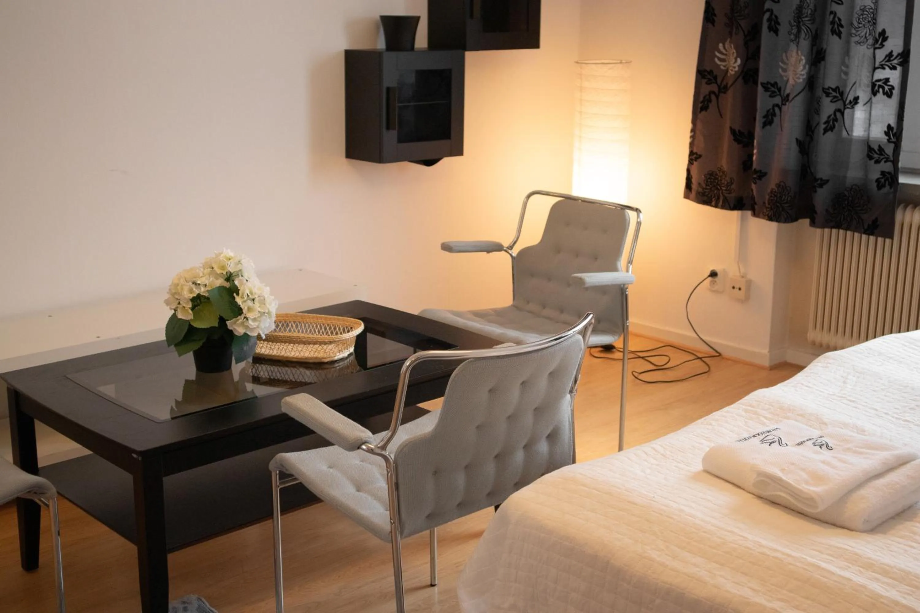 Bed in Säffle Suites by Svaneholm Hotel