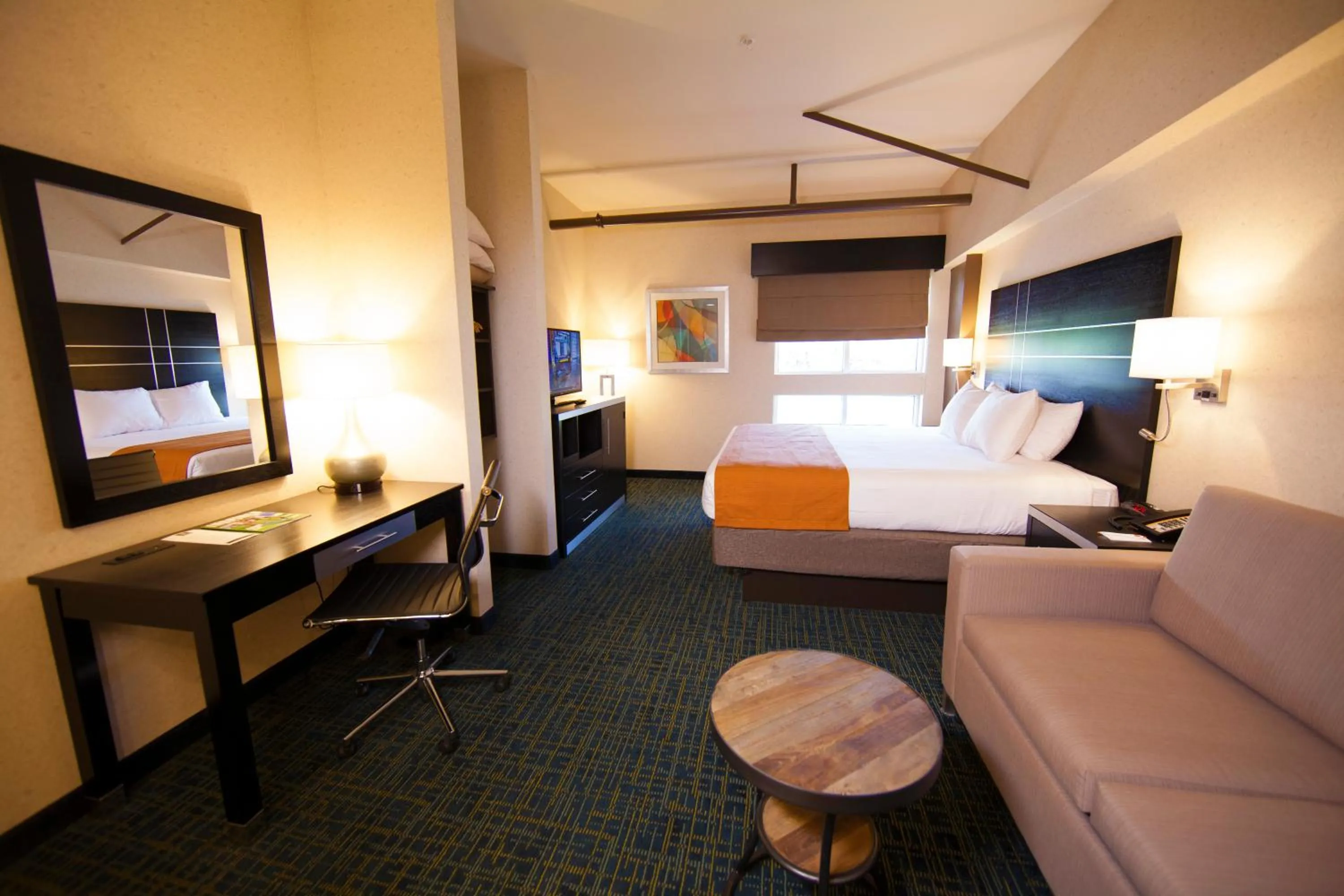 Photo of the whole room, Bed in Warehouse Hotel at The Nook