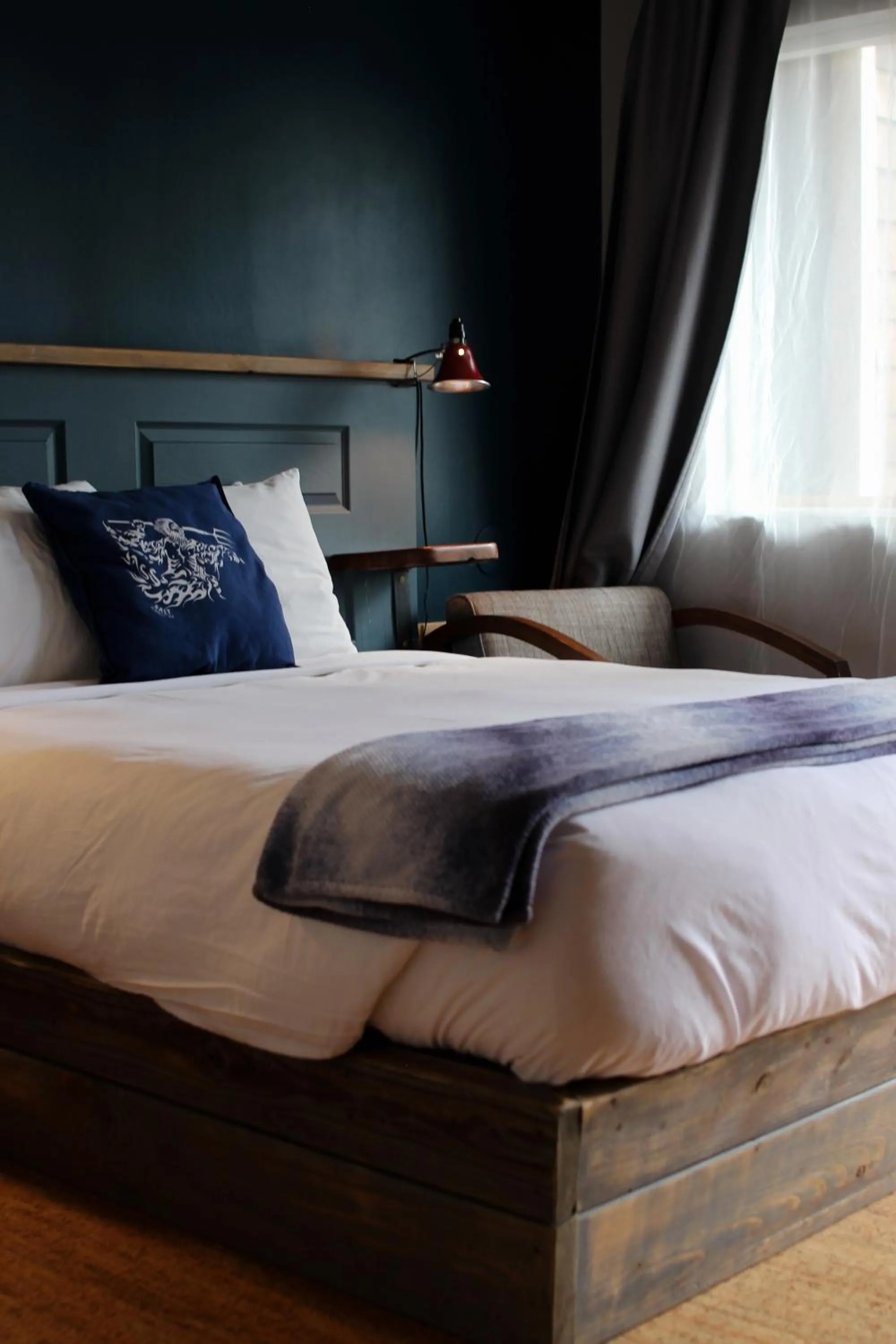Bed in Salt Hotel & Pub