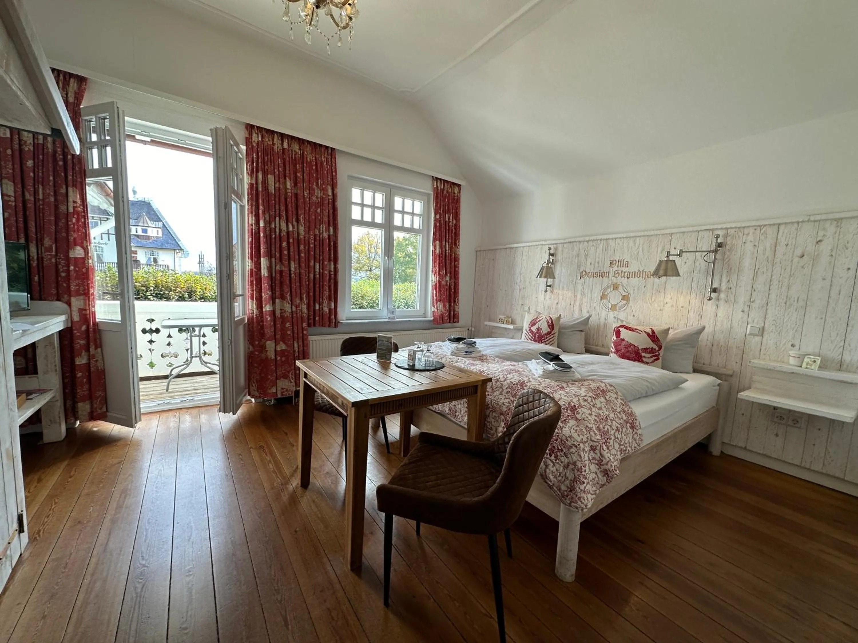 Photo of the whole room, Bed in Villa Pension Strandhaus - adults only