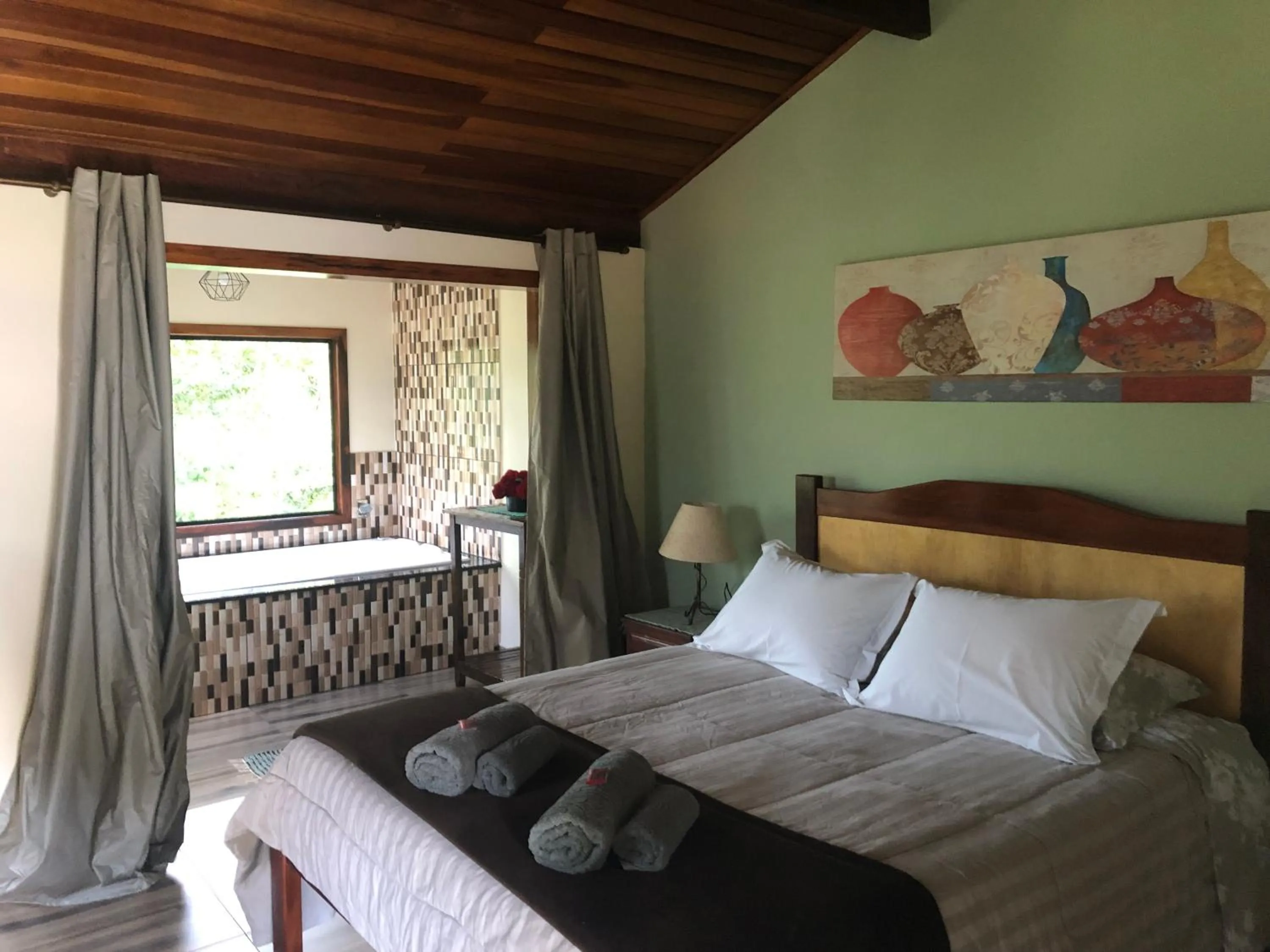 Bedroom, Bed in Pousada Vale dos Sonhos