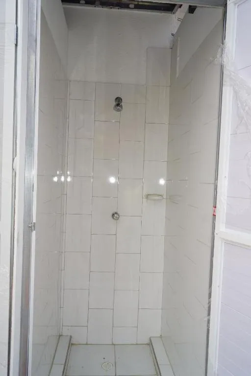 Shower in Hotel Mar di Plata