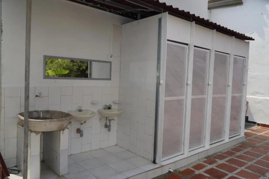 Shower in Hotel Mar di Plata