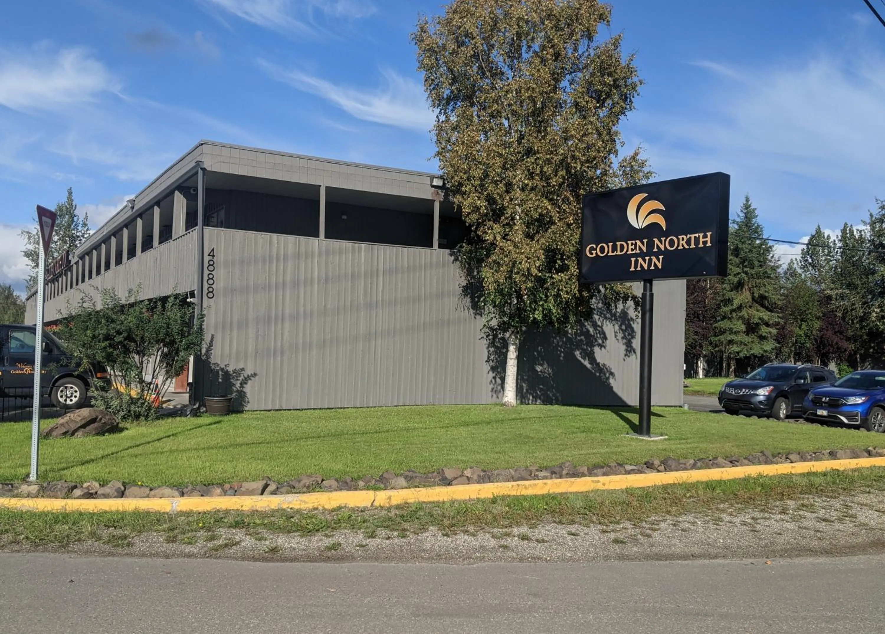 Property building in Golden North Inn