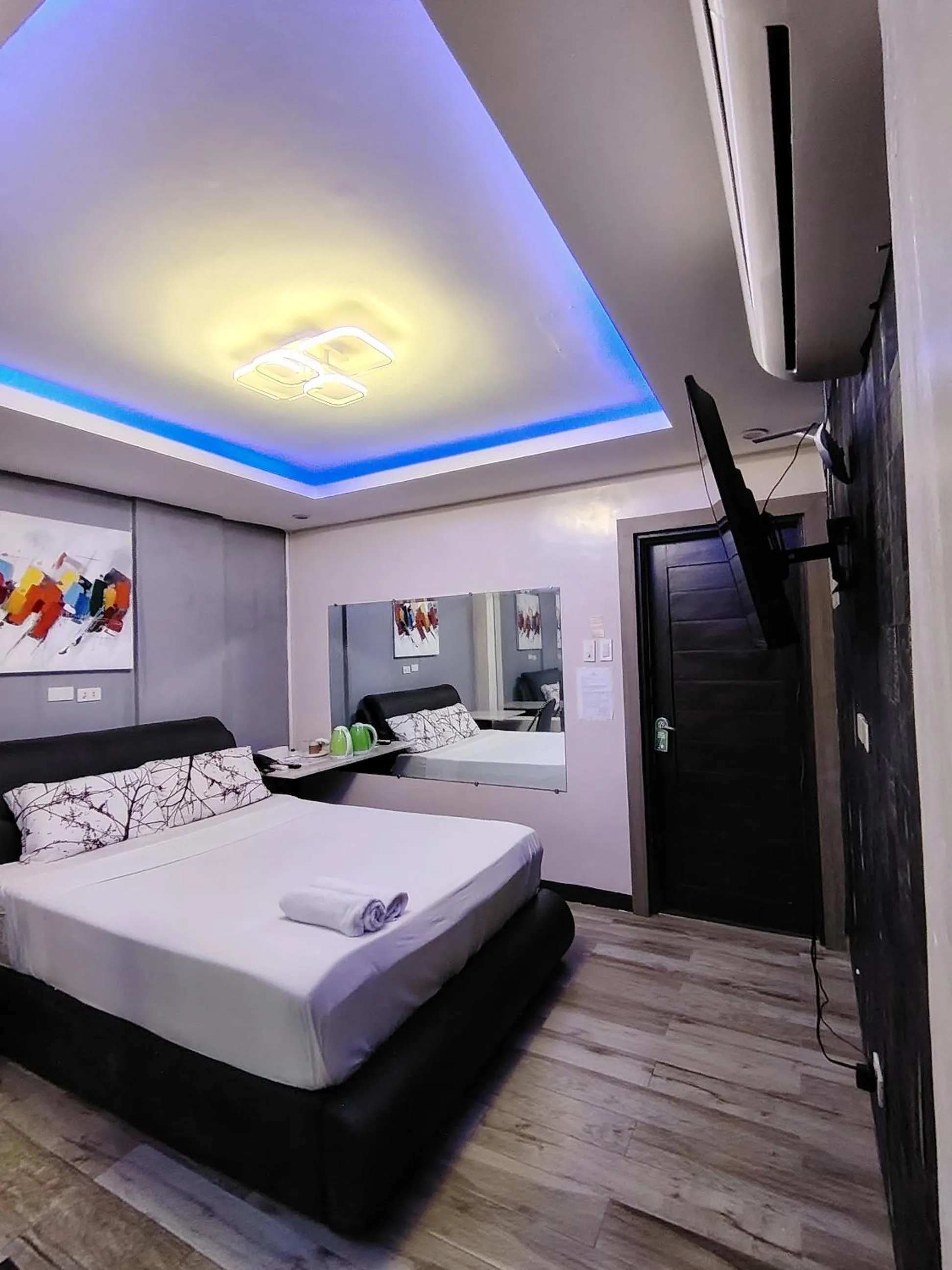 Bed in CF Grand Central