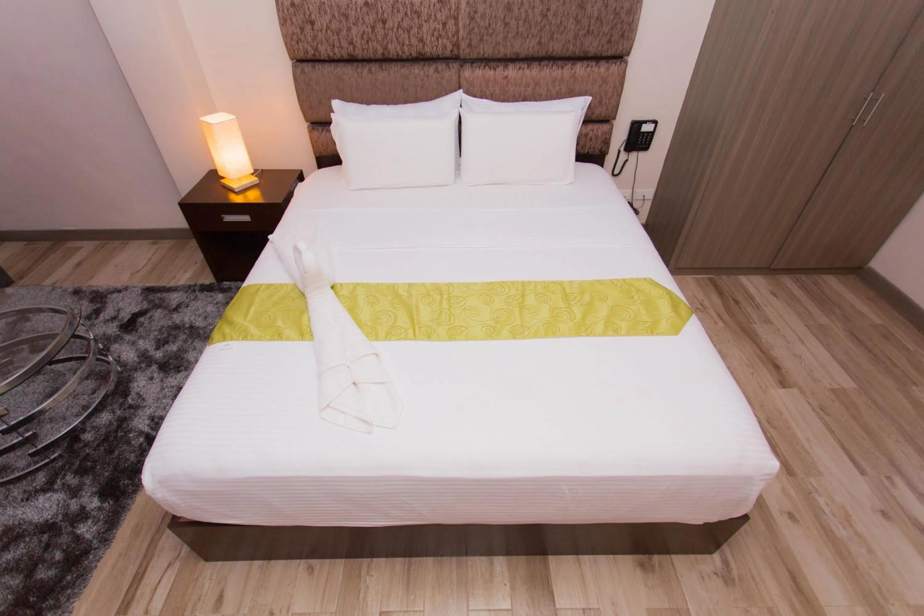 Bed in CF Grand Central