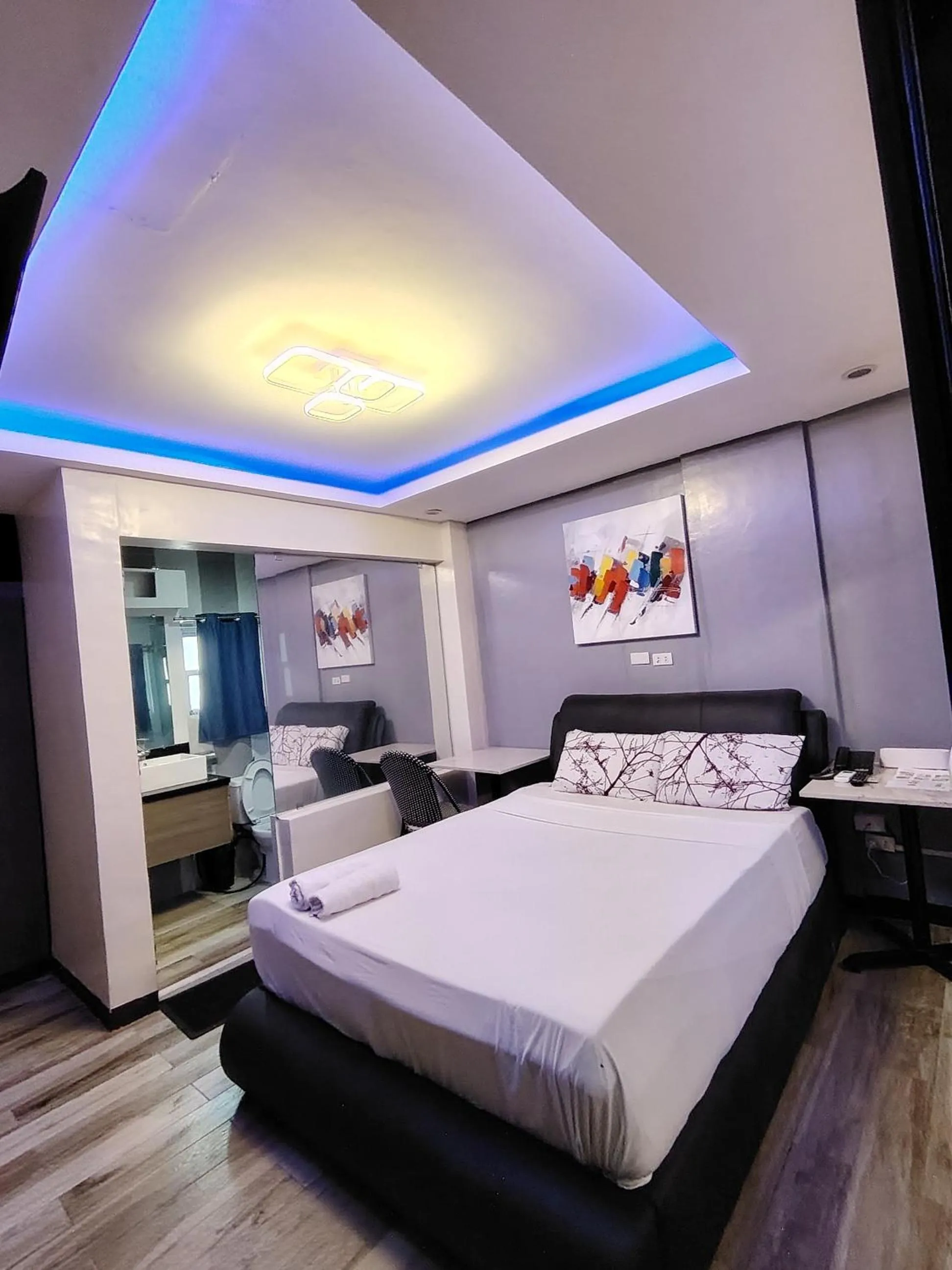 Bed in CF Grand Central