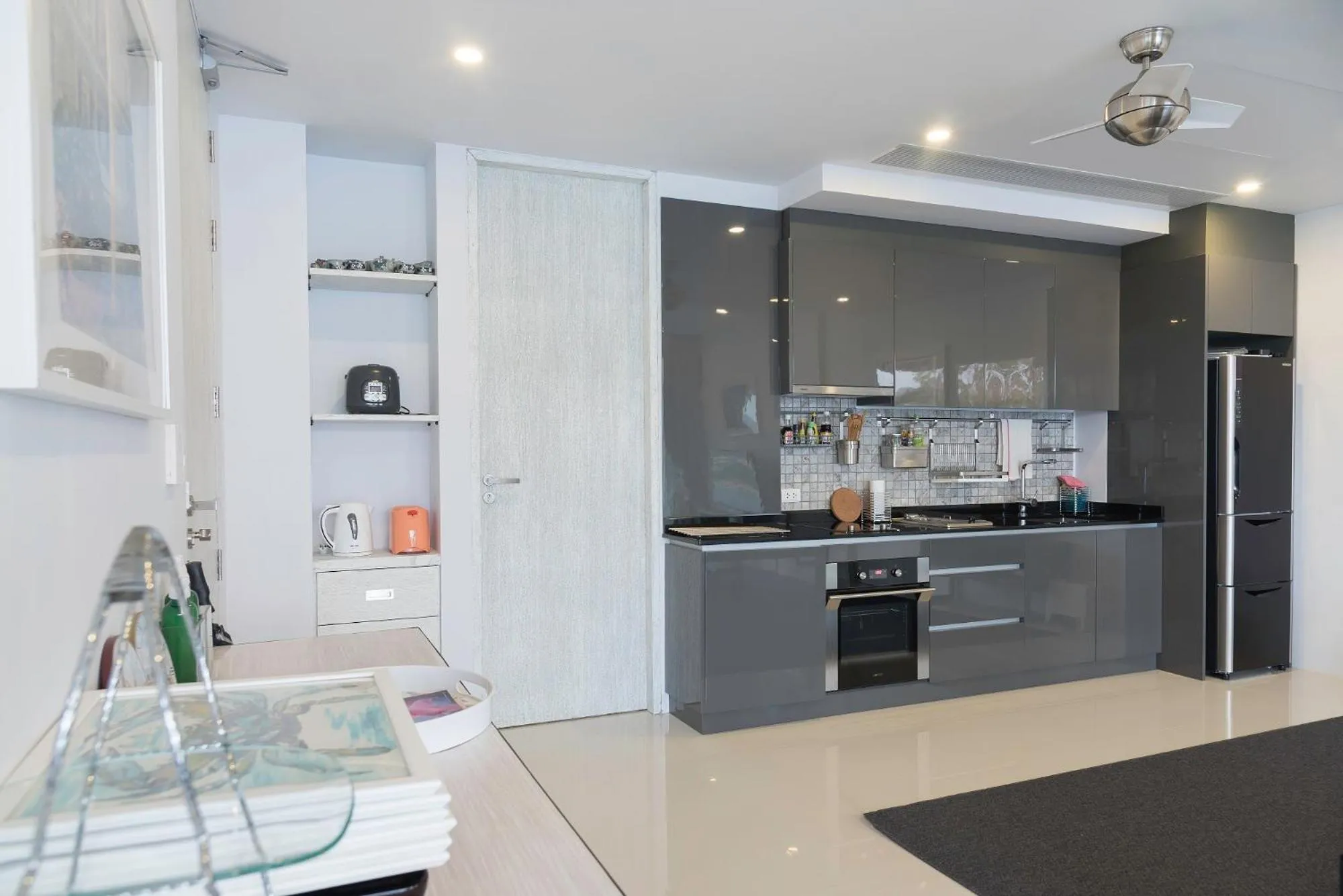 Kitchen or kitchenette in Jirana Patong