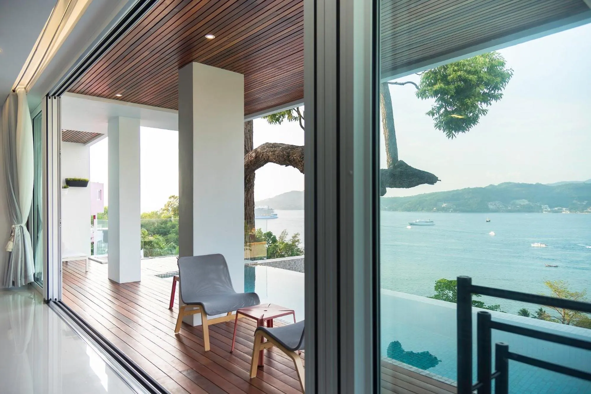 Sea view in Jirana Patong