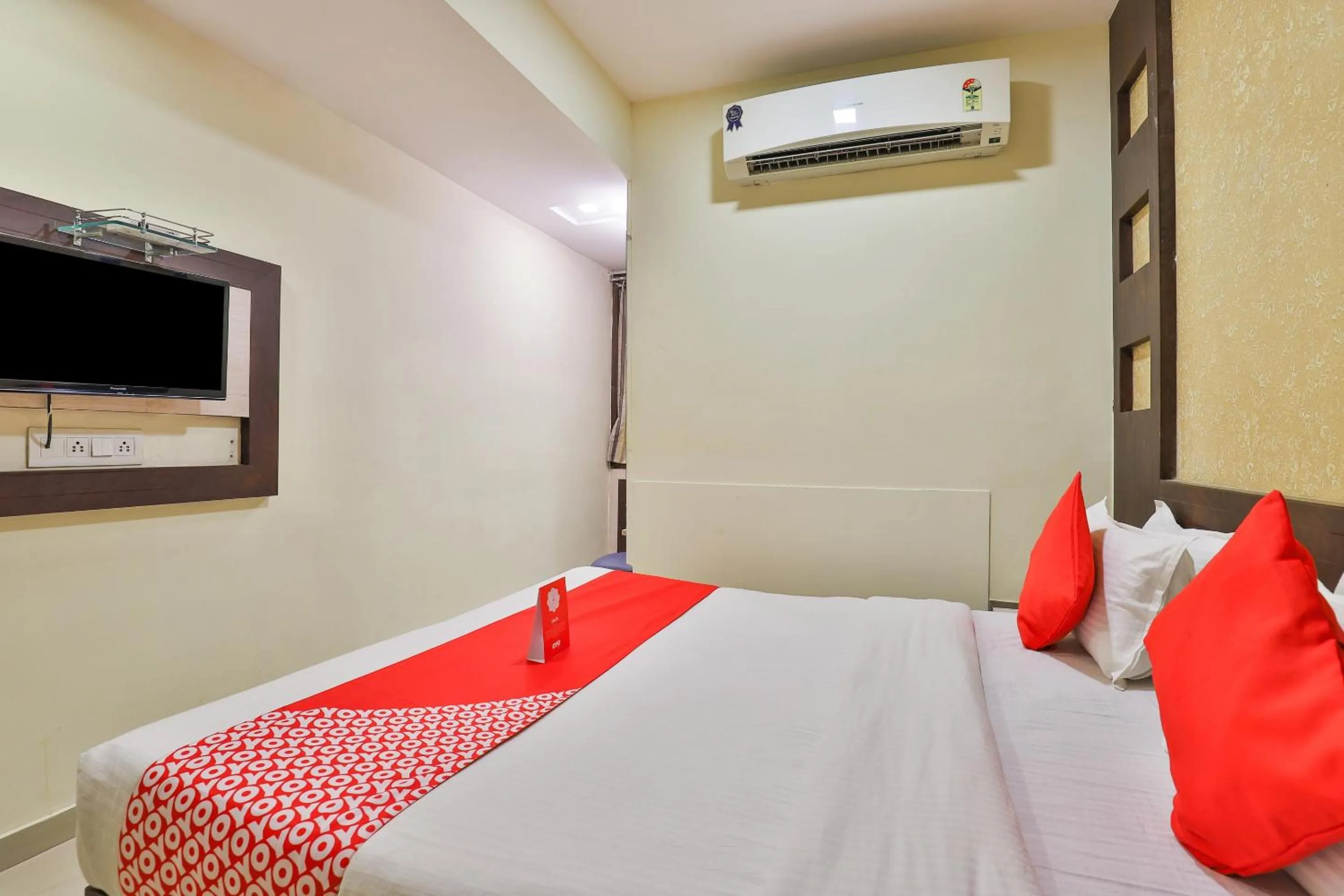 Bedroom in Hotel O Sri Balaji Residency