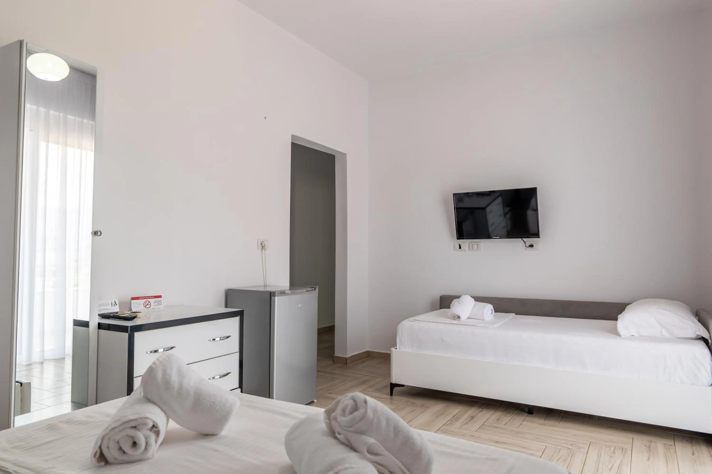 Photo of the whole room, Bed in Hotel Artur2