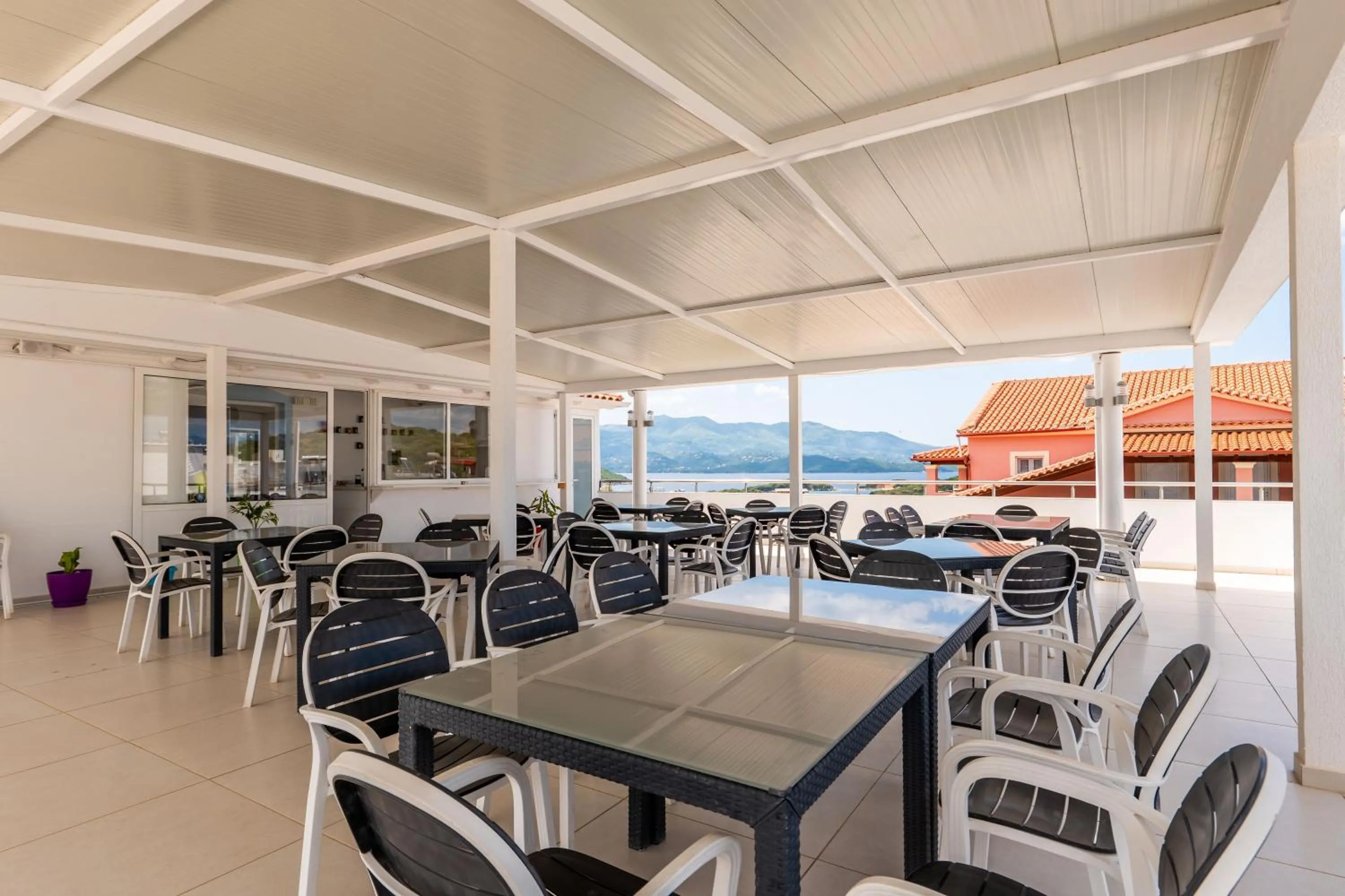 Seating area in Hotel Artur2