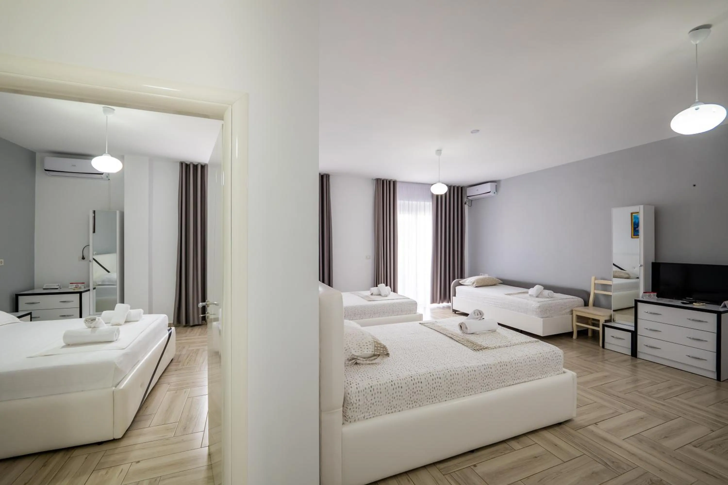 Photo of the whole room, Bed in Hotel Artur2