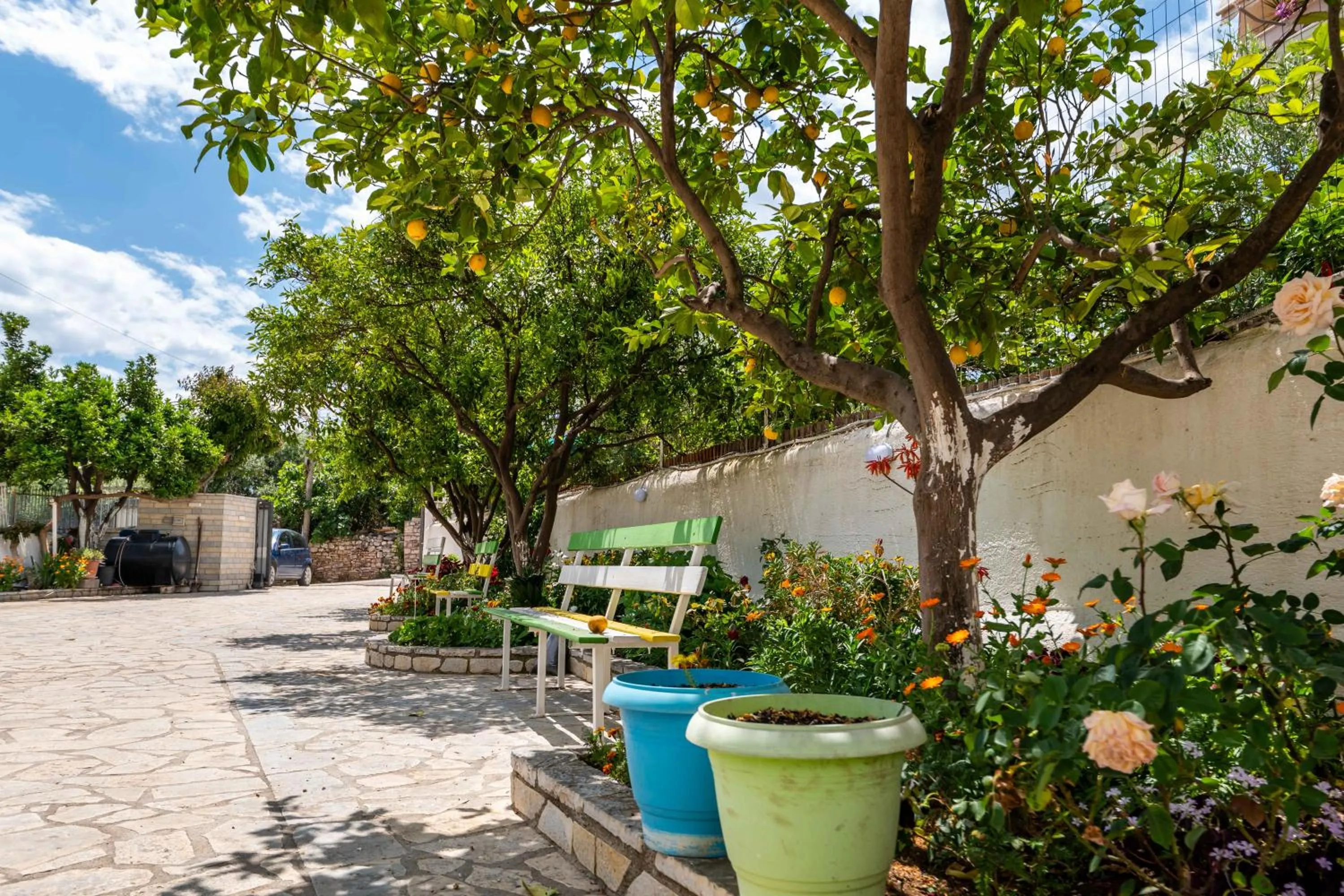 Property building in Hotel Artur2