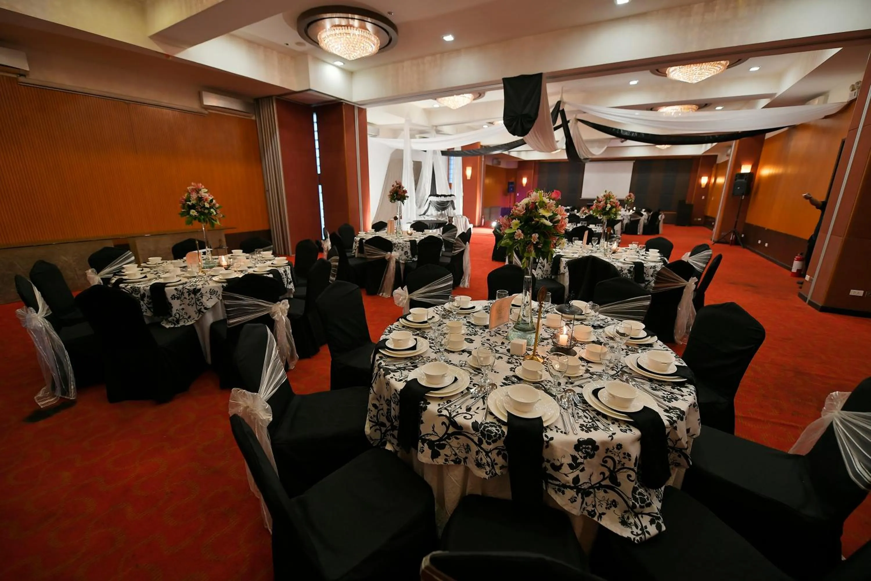 Banquet/Function facilities in Paseo Premiere Hotel