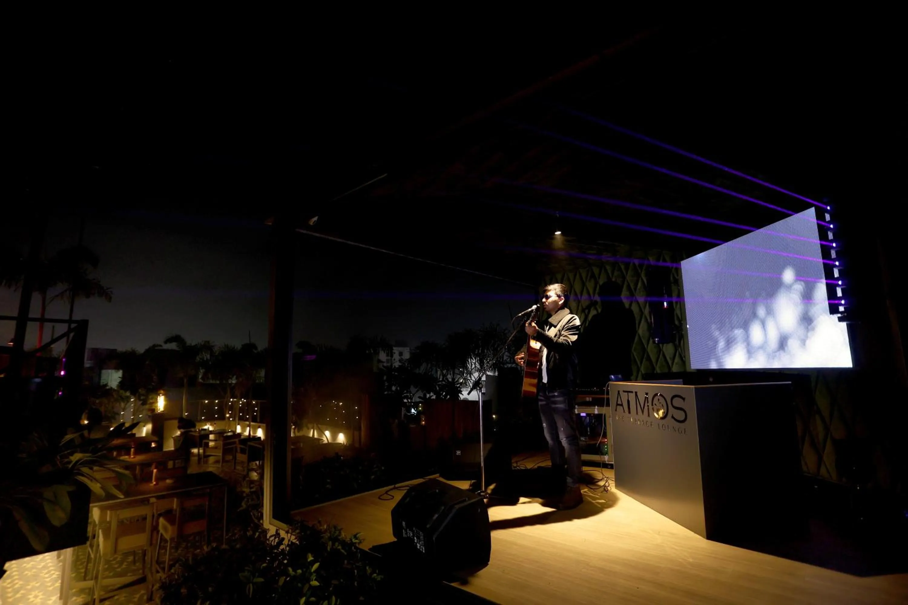 Restaurant/places to eat in Hotel Dodas Palace