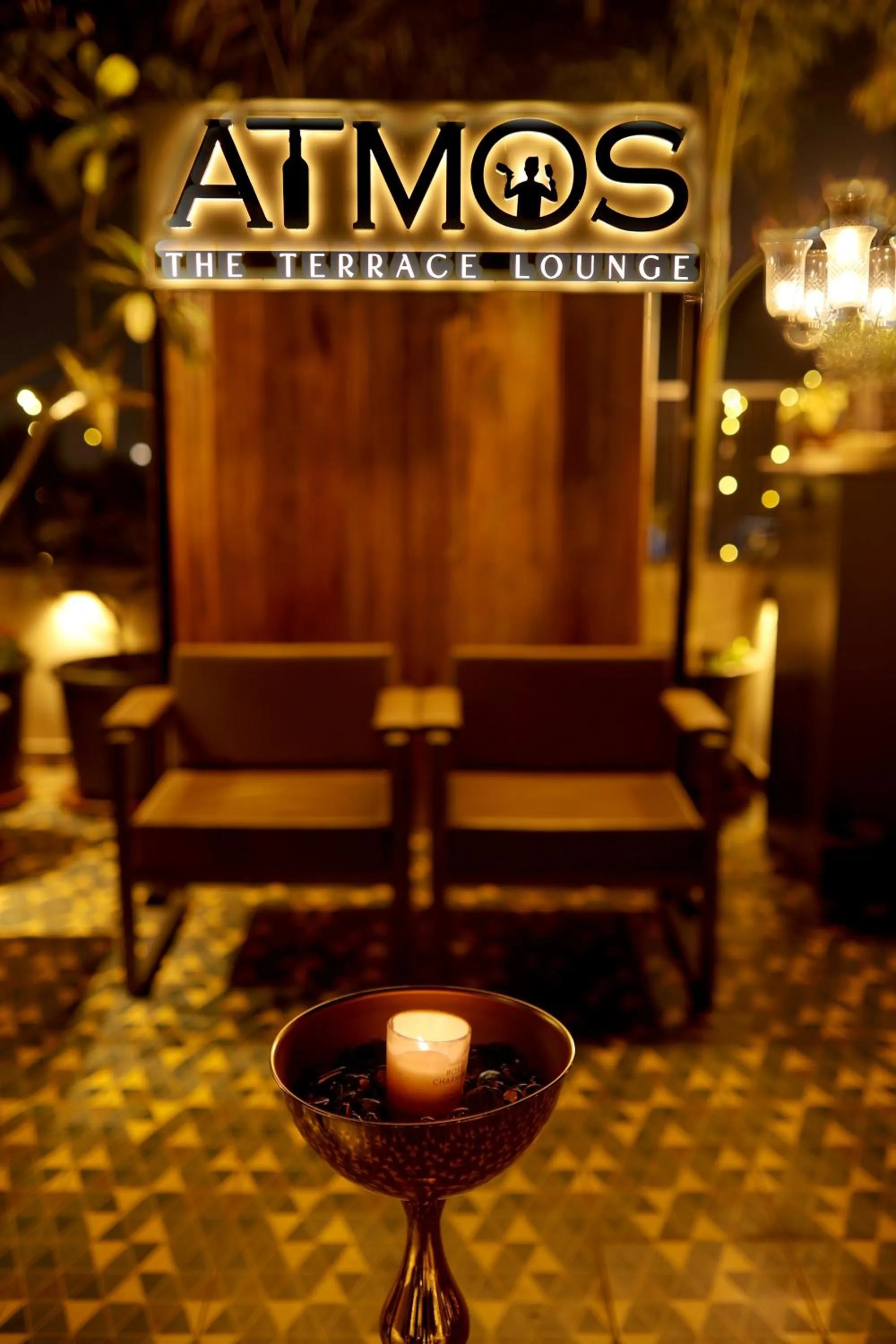 Restaurant/places to eat in Hotel Dodas Palace