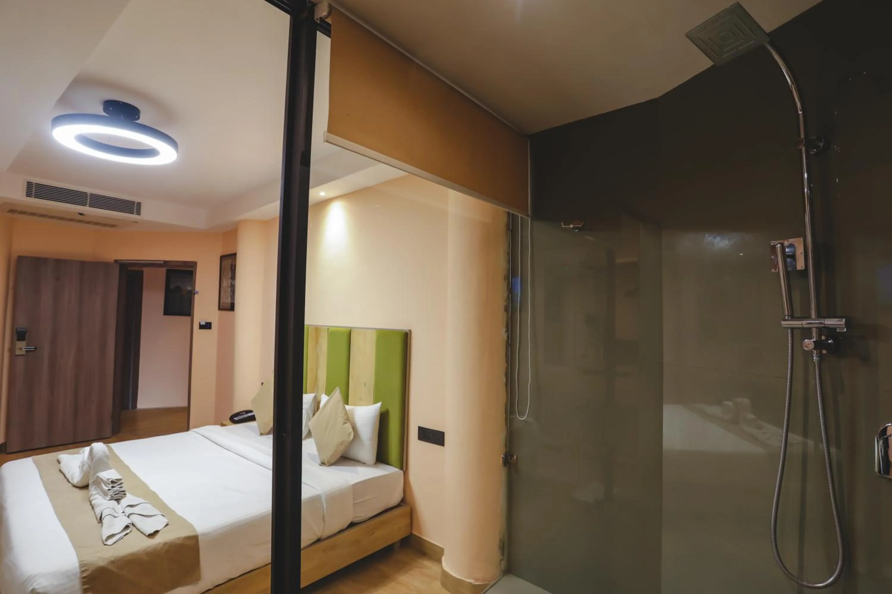 Shower, Bed in Hotel Dodas Palace