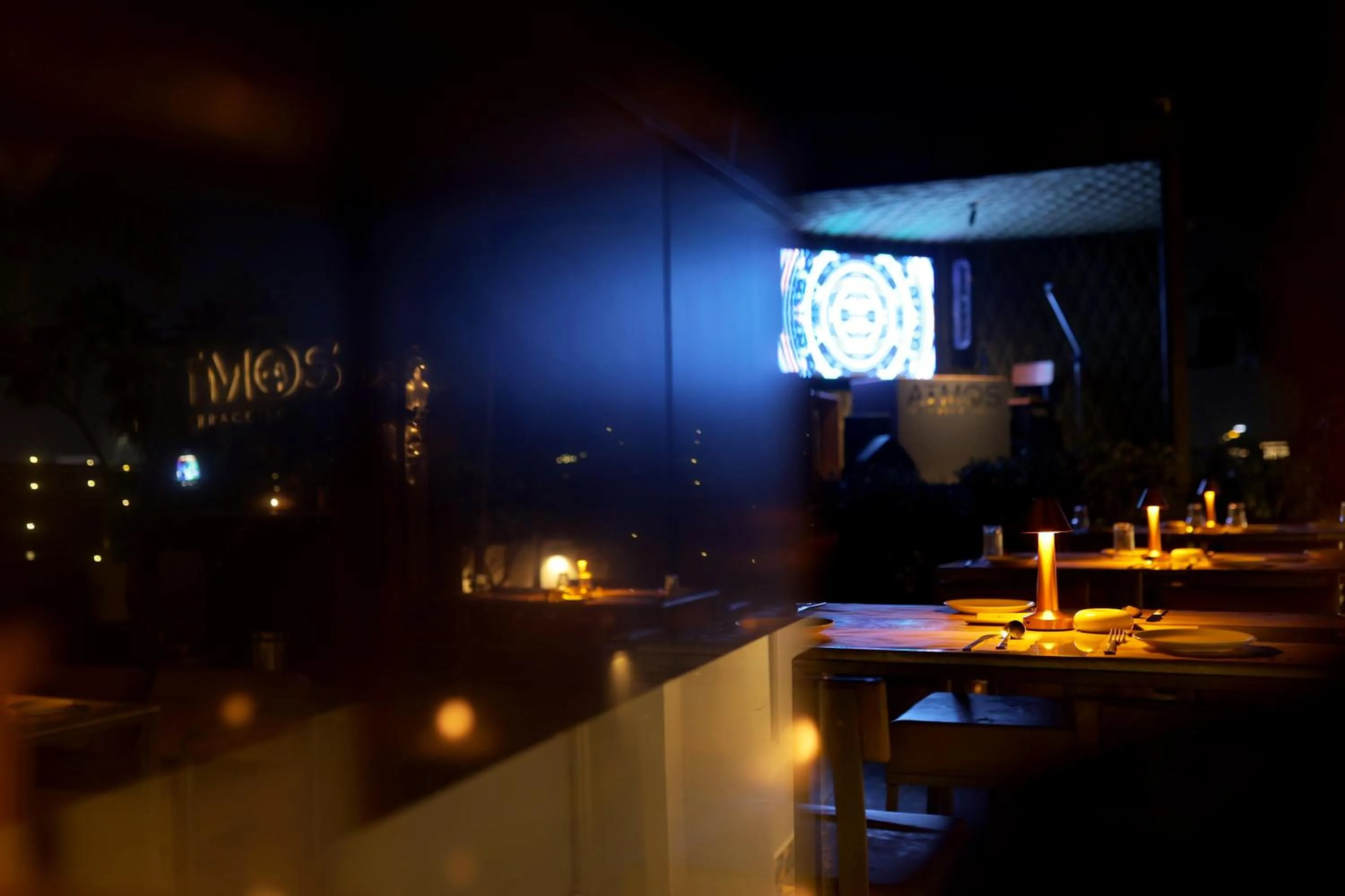 Restaurant/places to eat in Hotel Dodas Palace