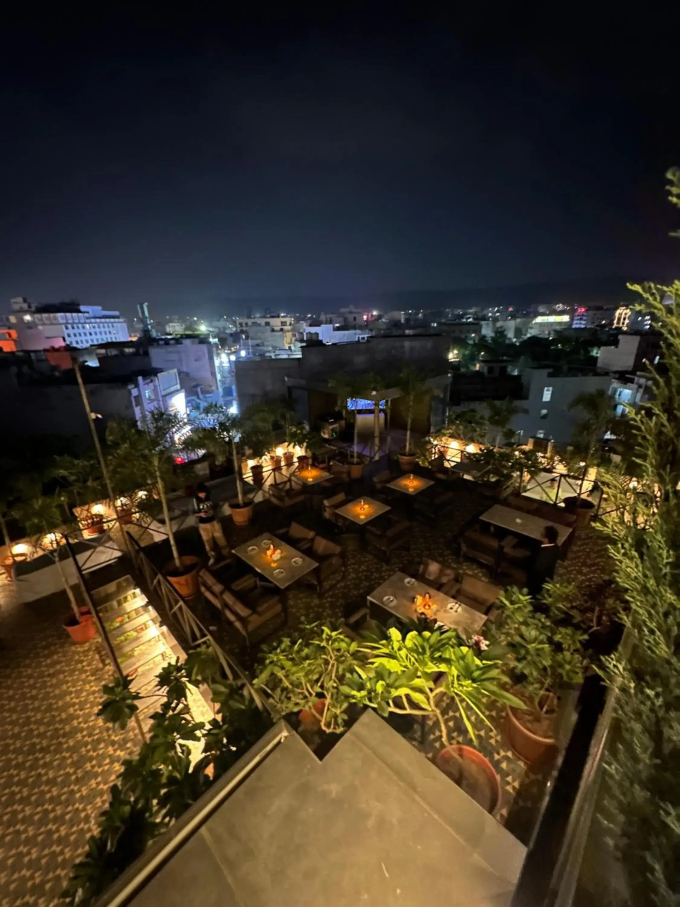 Restaurant/places to eat in Hotel Dodas Palace Restaurant/places to eat in Hotel Dodas Palace