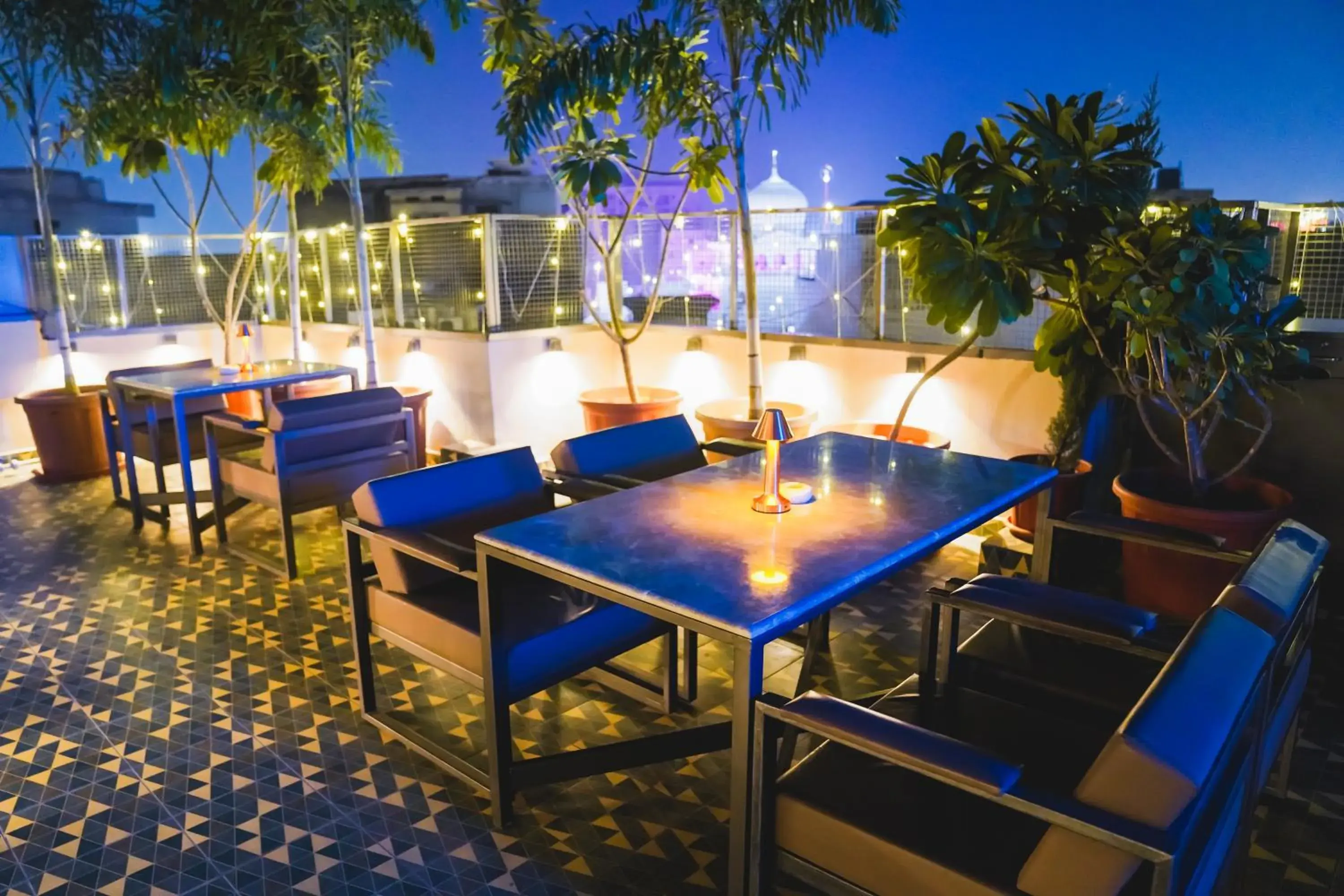 Restaurant/places to eat in Hotel Dodas Palace Restaurant/places to eat in Hotel Dodas Palace
