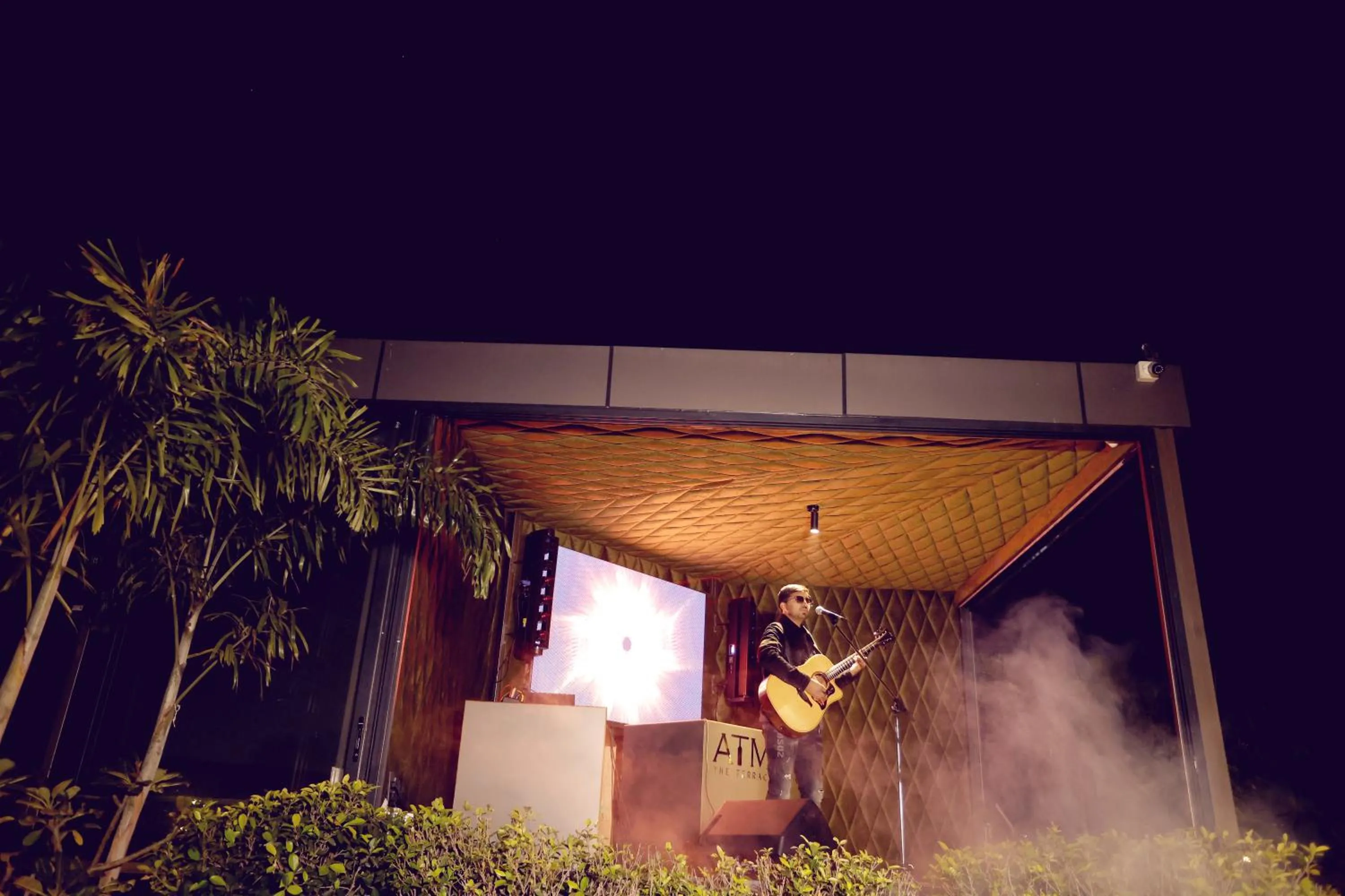 Restaurant/places to eat in Hotel Dodas Palace