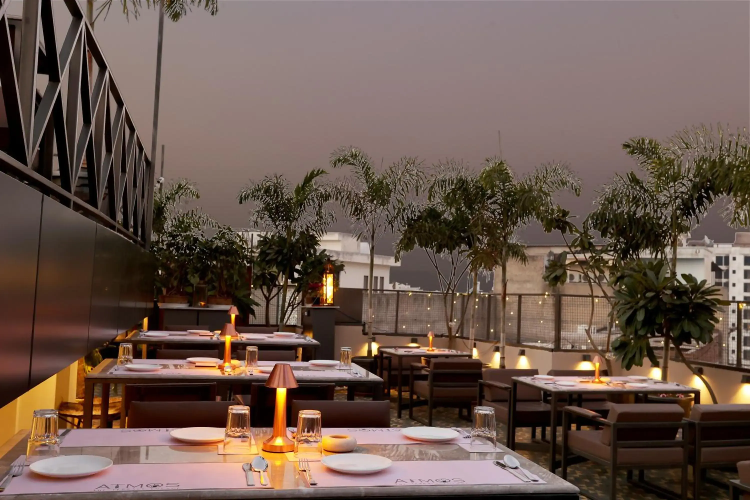 Restaurant/places to eat in Hotel Dodas Palace Restaurant/places to eat in Hotel Dodas Palace