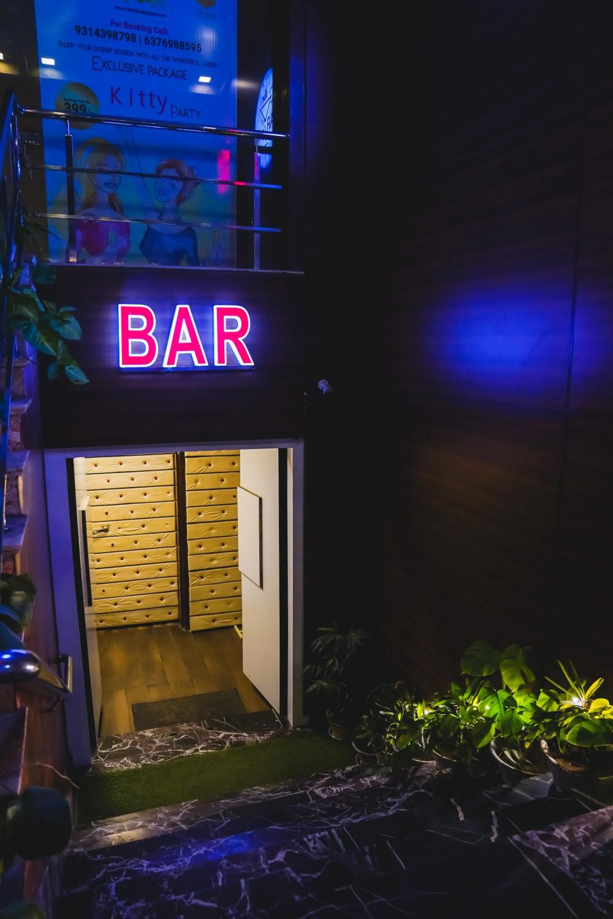 Night in Hotel Dodas Palace