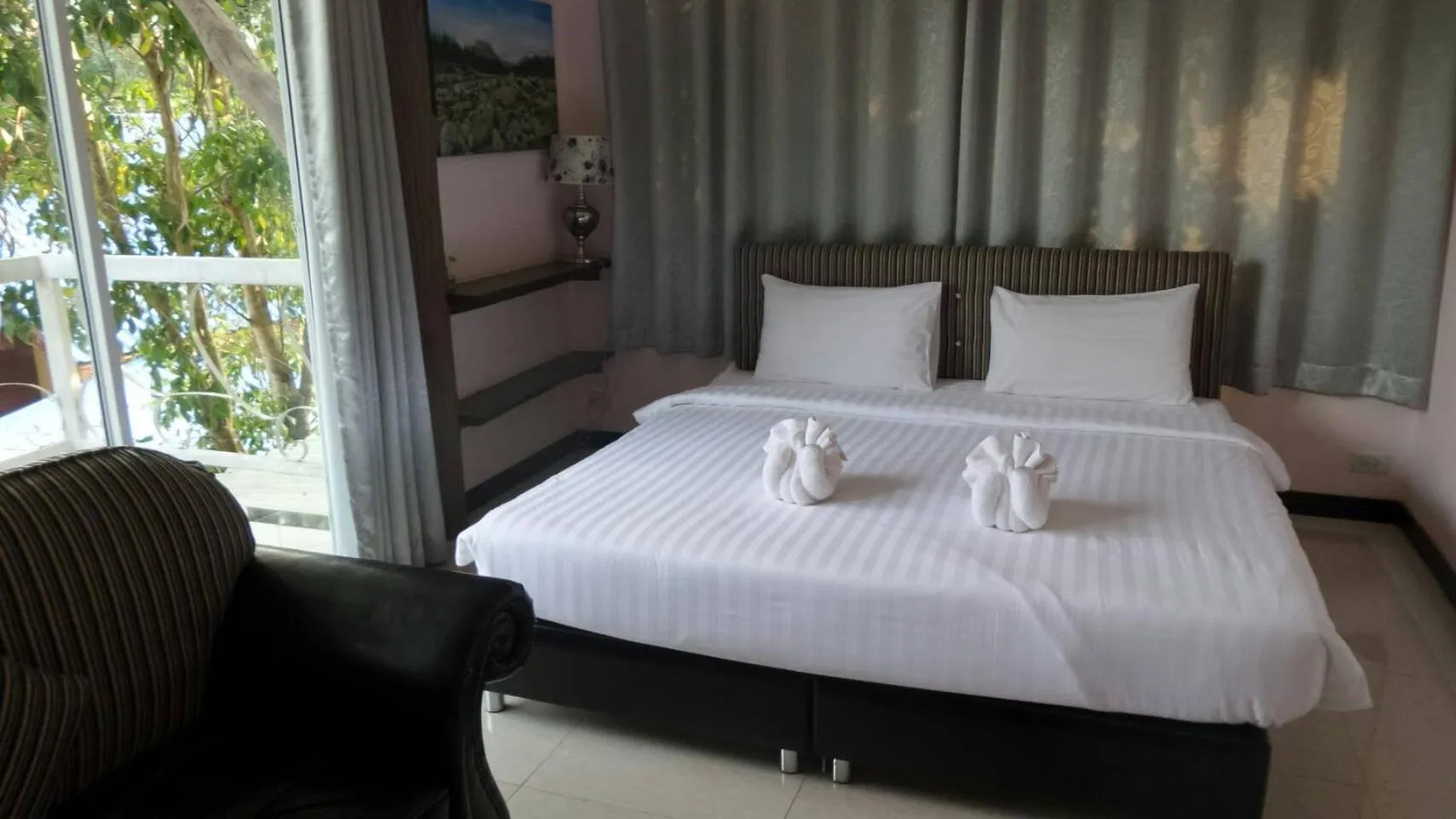 Bed in Rao Ga Khao Resort