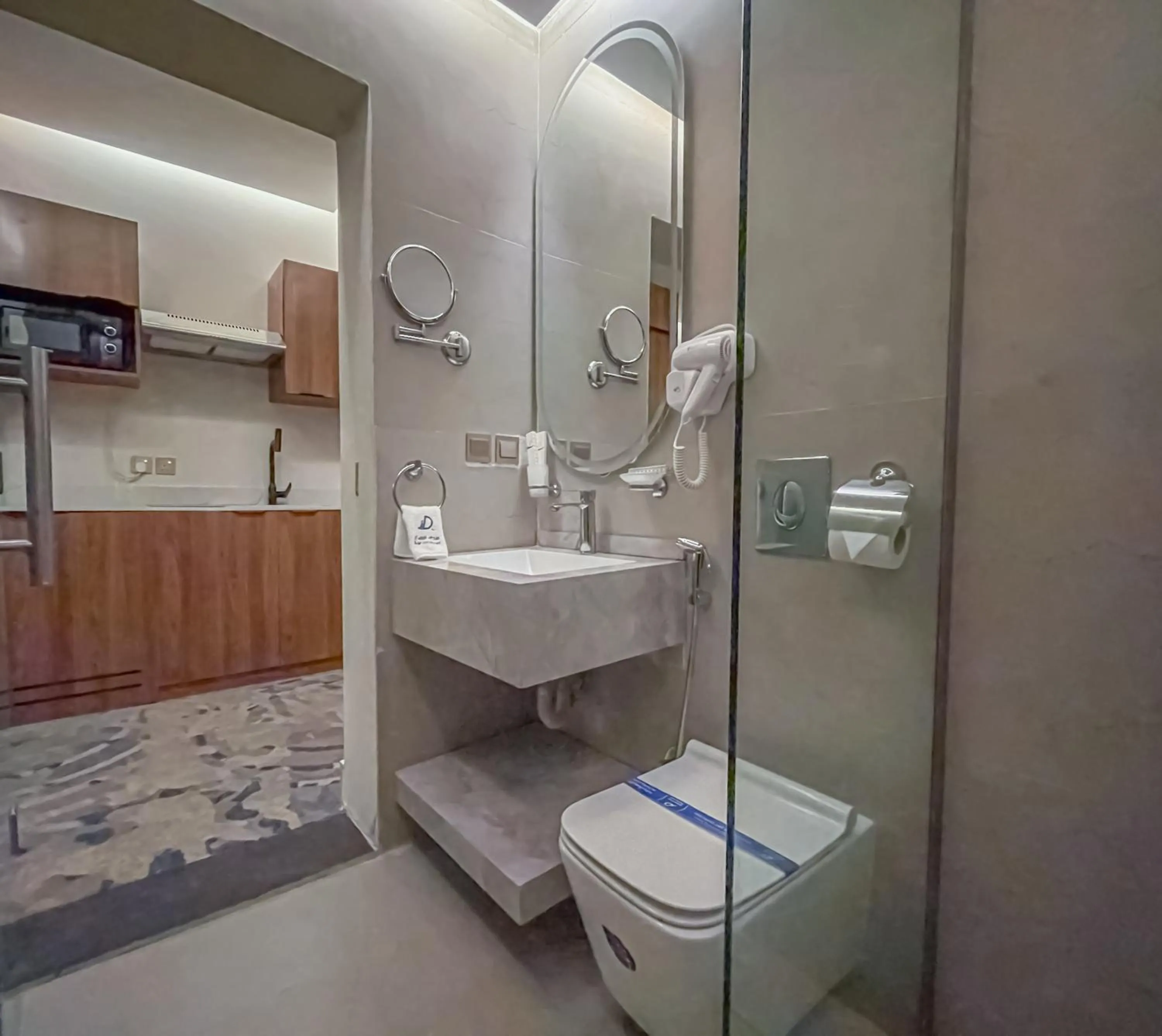 Toilet in Daif Inn Serviced Apartments - Jaber