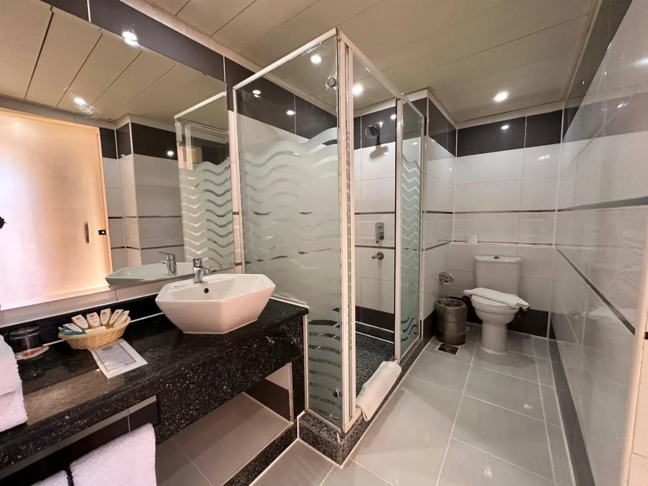 Shower in Romance Regency Club