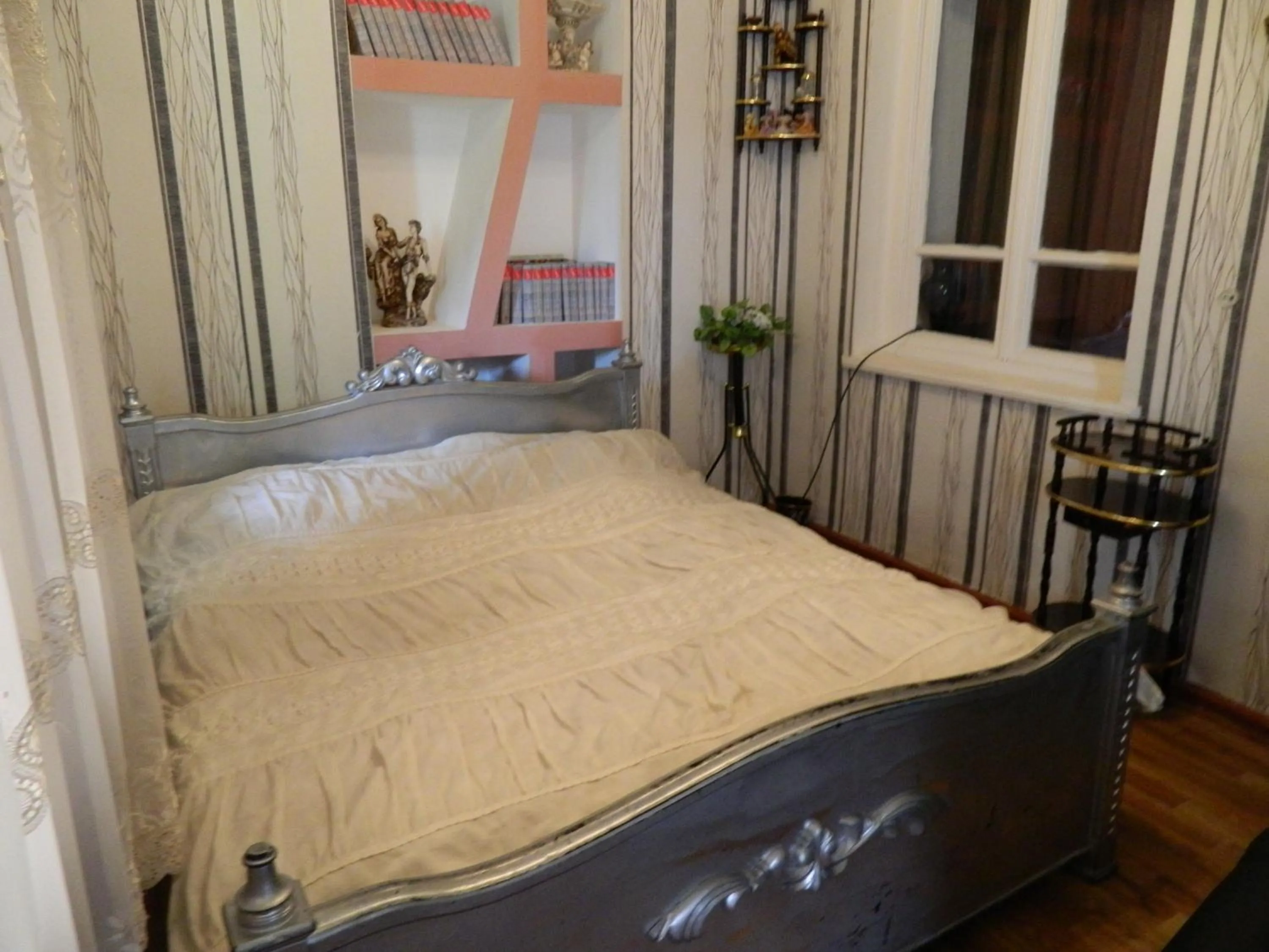 Night, Bed in Guest house Gidi
