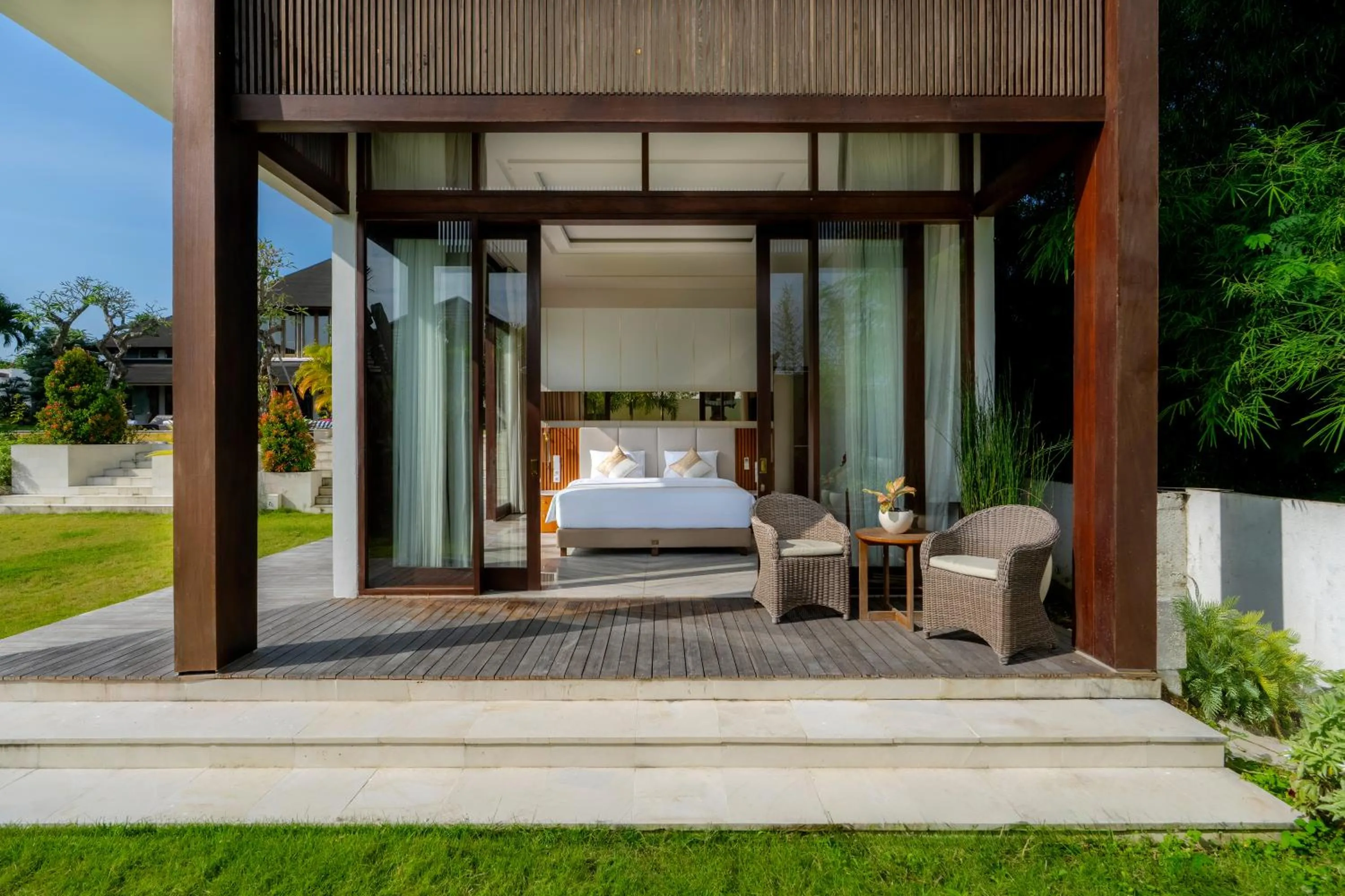 Mahameru Uluwatu