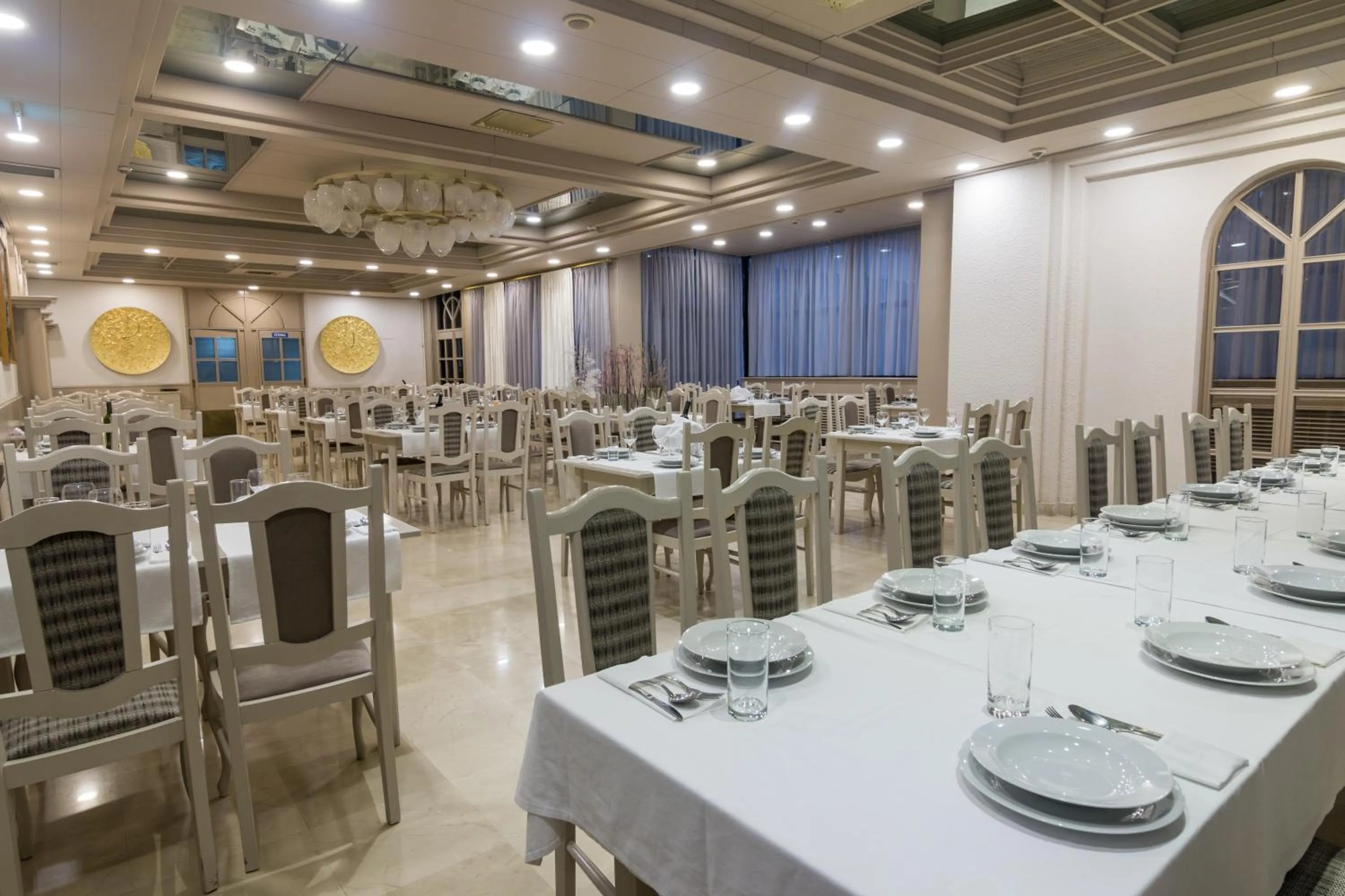 Restaurant/places to eat in Zepter Hotel Drina Bajina Basta, member of Zepter Hotels